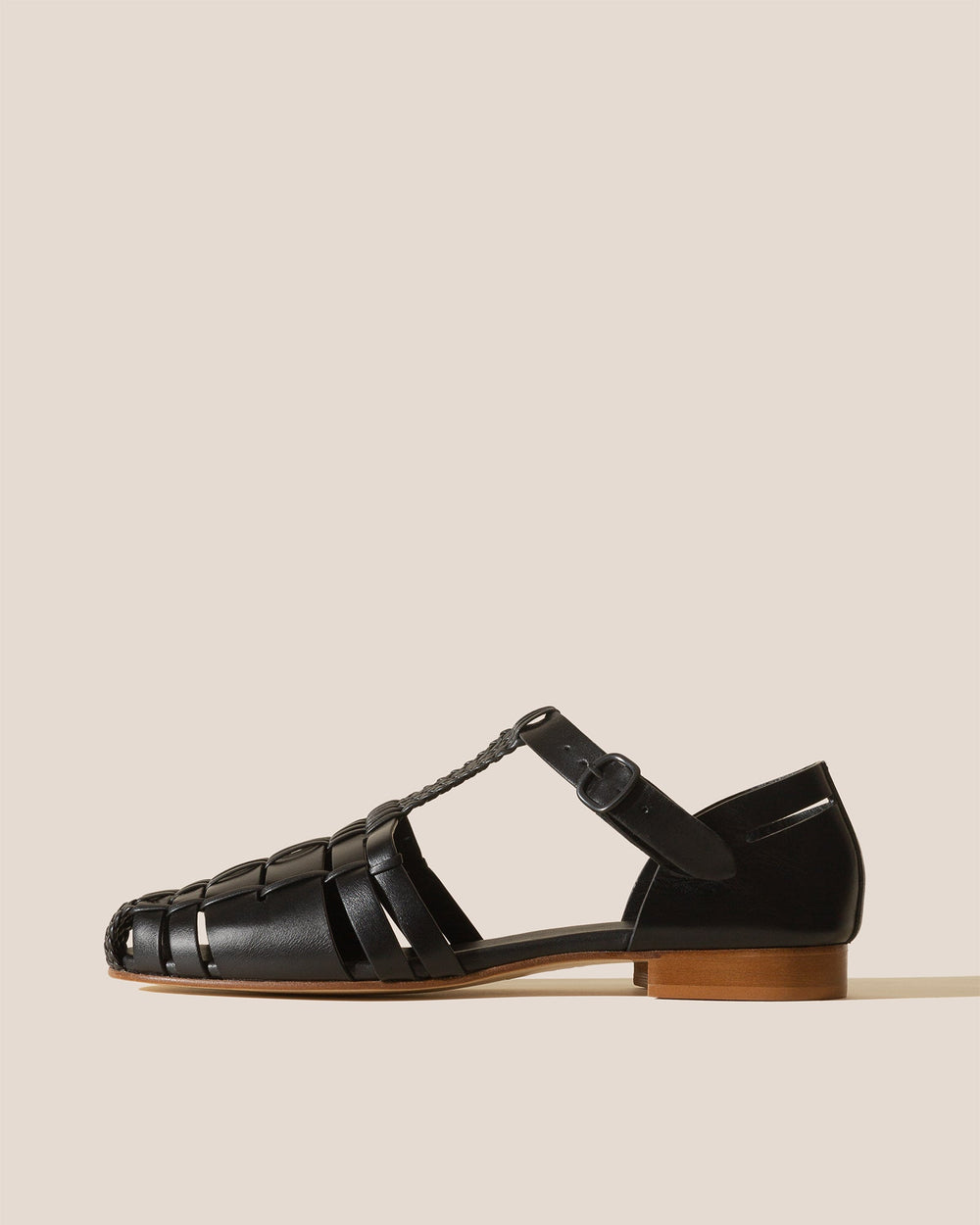 VEDRA - Round-Toe Soft Fisherman Sandal | Hereu sale