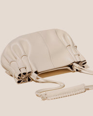 ARTA - Pleated Shoulder Bag | Hereu outlet