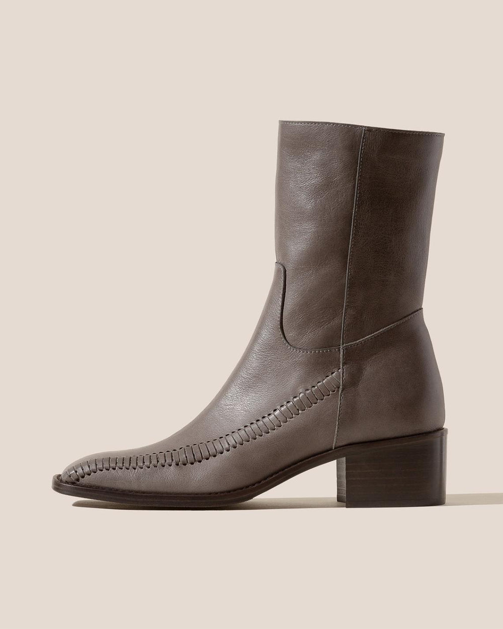 Hereu Boots | ALCARI - Square Toe Ankle Boot - Women