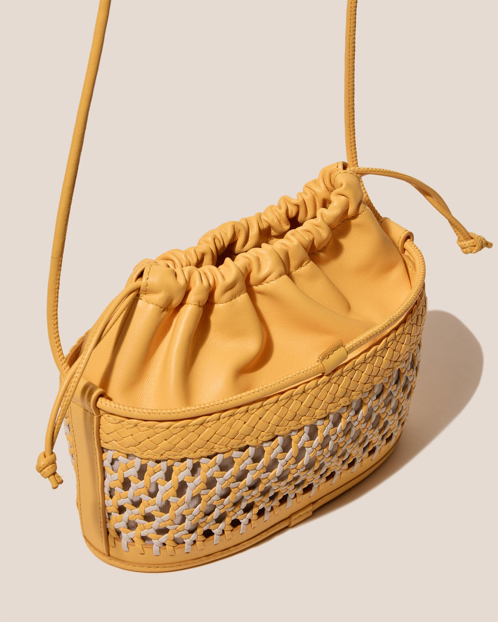 GAIA - Woven Bucket Crossbody Bag | Hereu sale