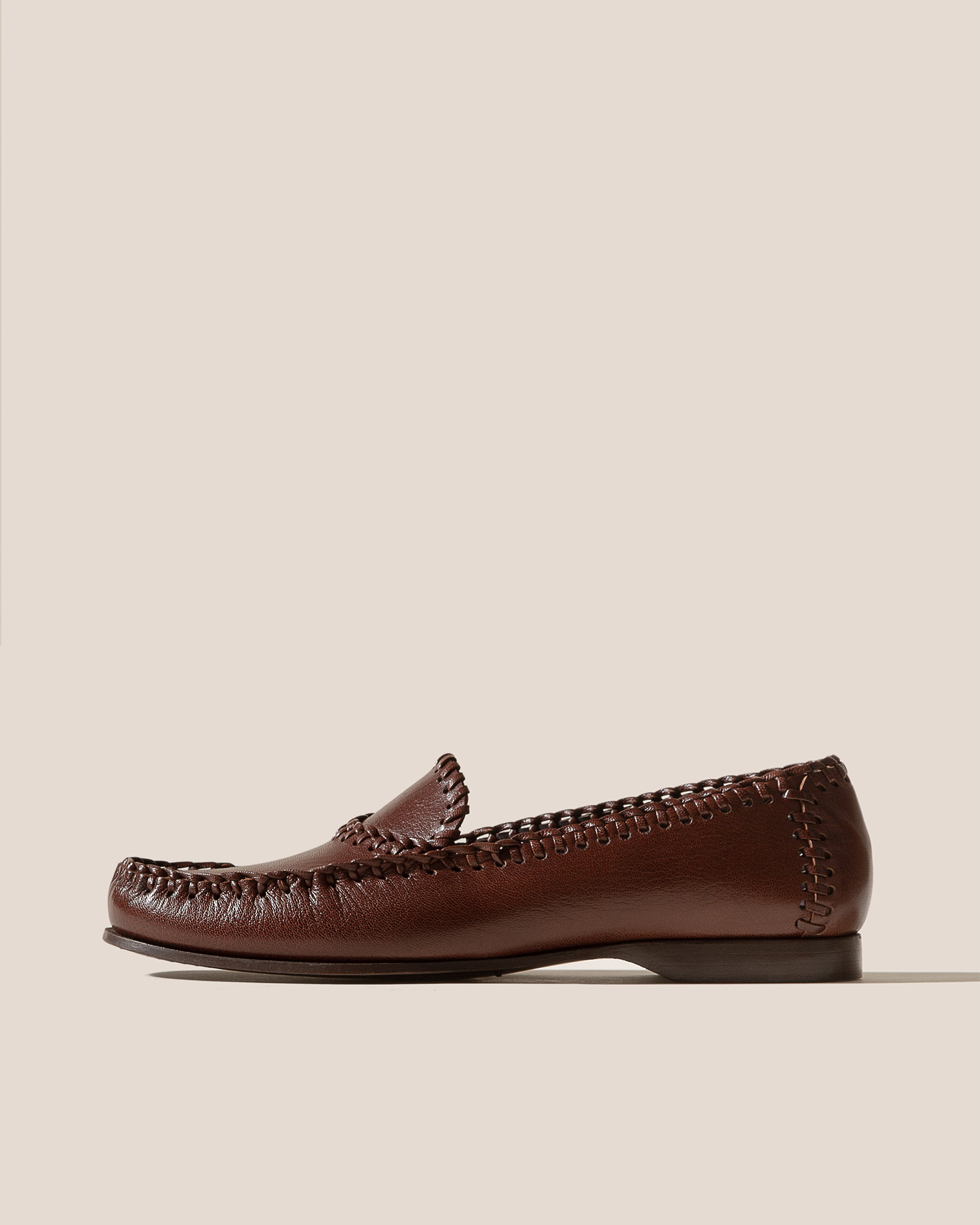 SASTRE SUPPLE SHINY - Braided Seam Slip-On Loafer | Hereu sale