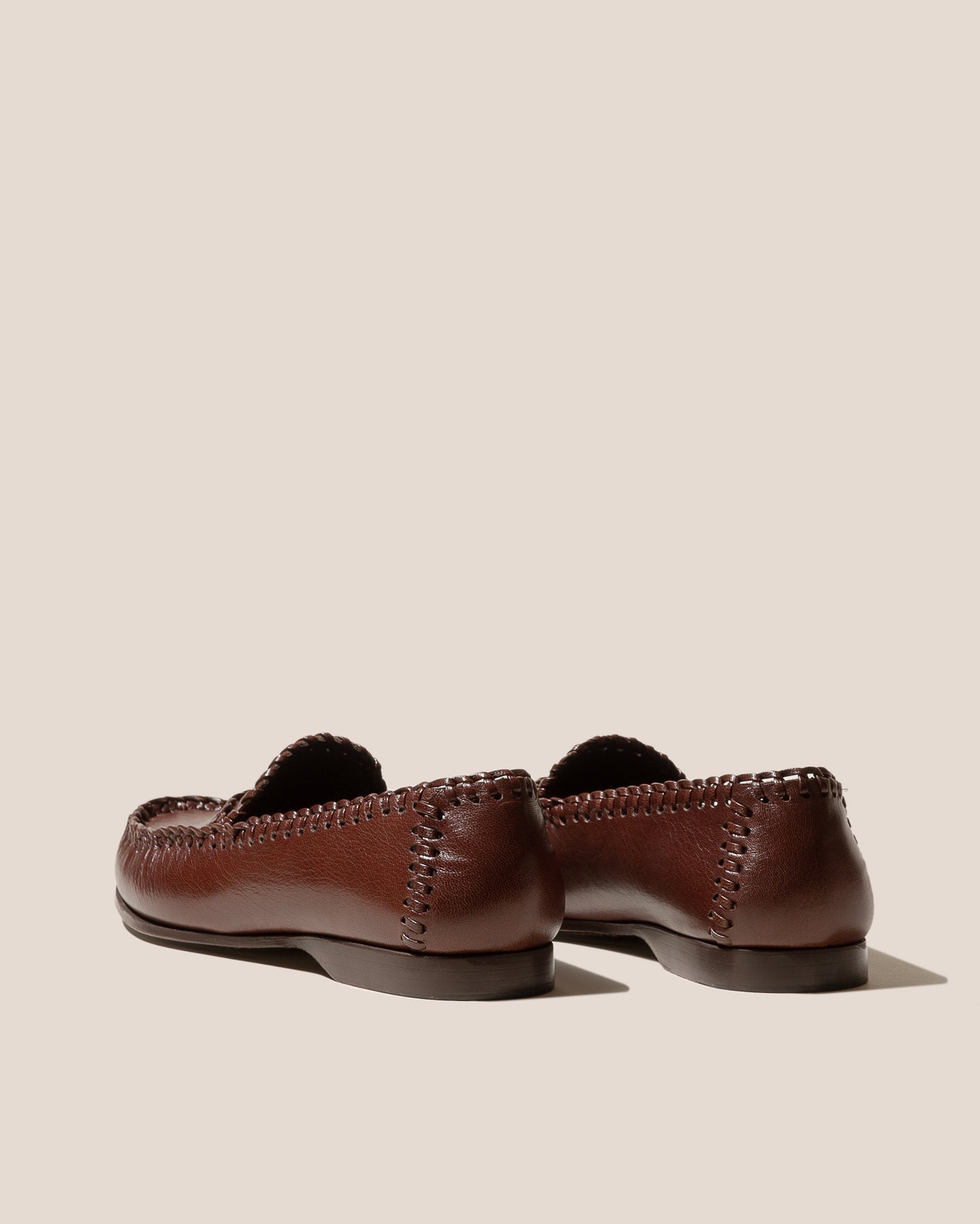 SASTRE SUPPLE SHINY - Braided Seam Slip-On Loafer | Hereu sale