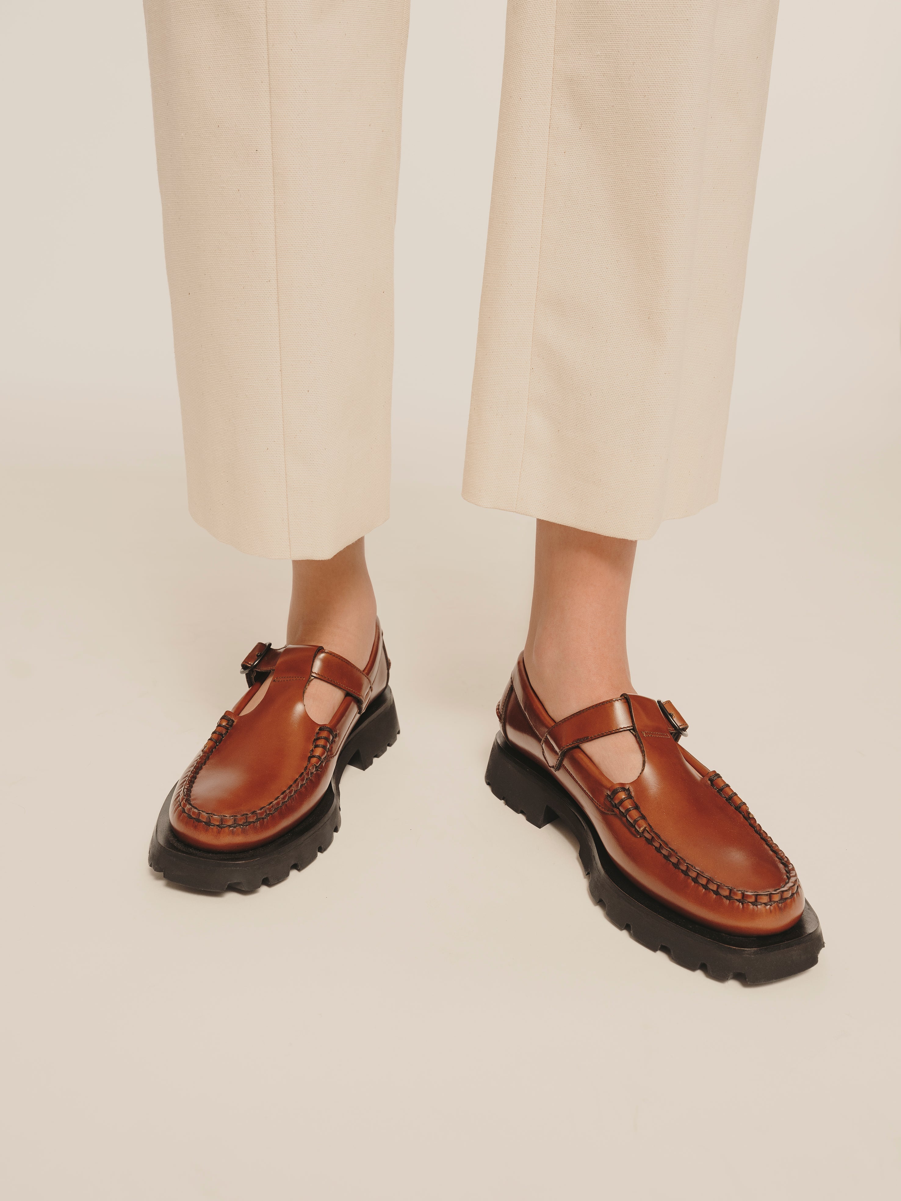 ALBER SPORT - Tread Sole T-Bar Loafer | Hereu for sale
