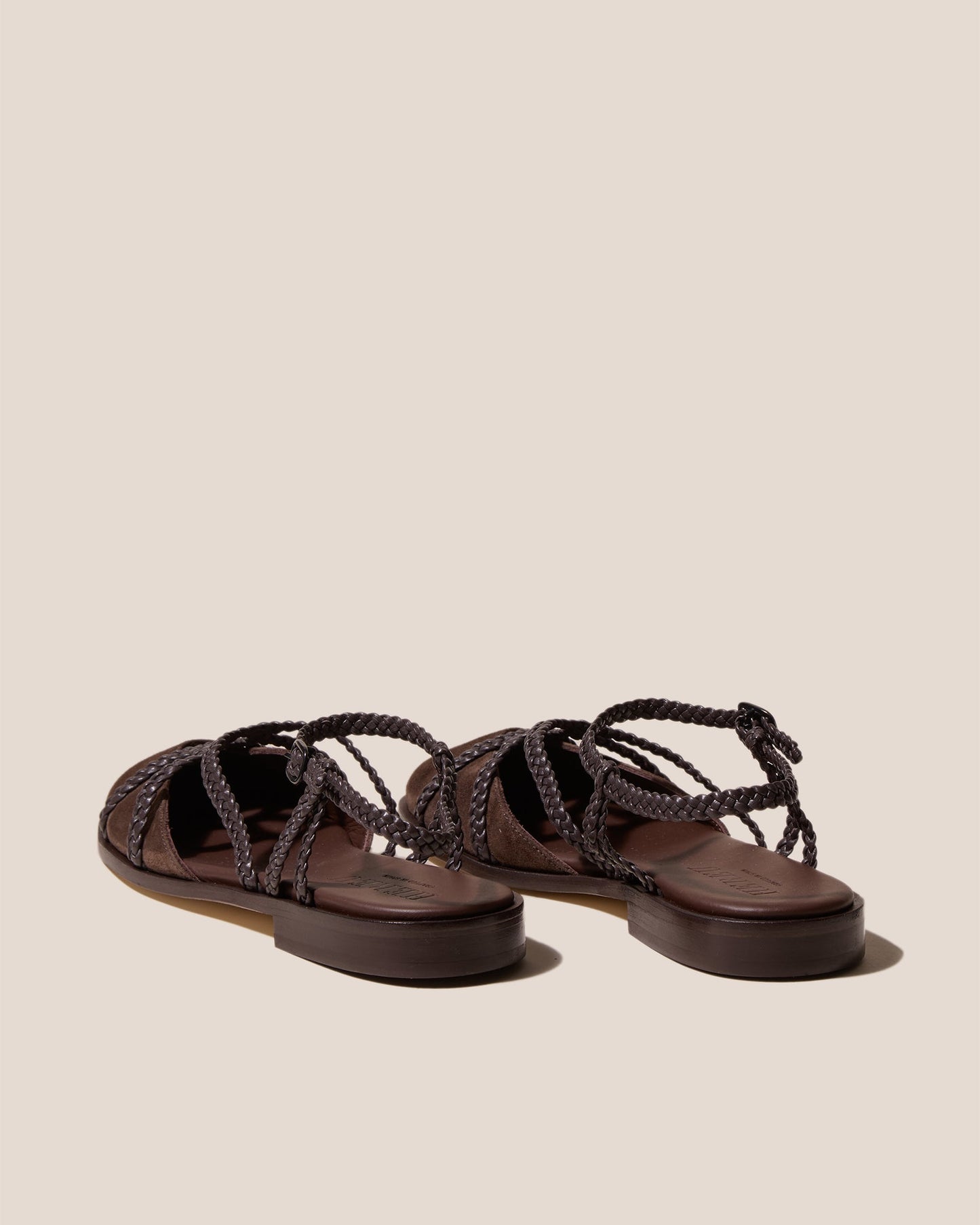 RANYA - Woven Round-Toe Sandal | Hereu outlet