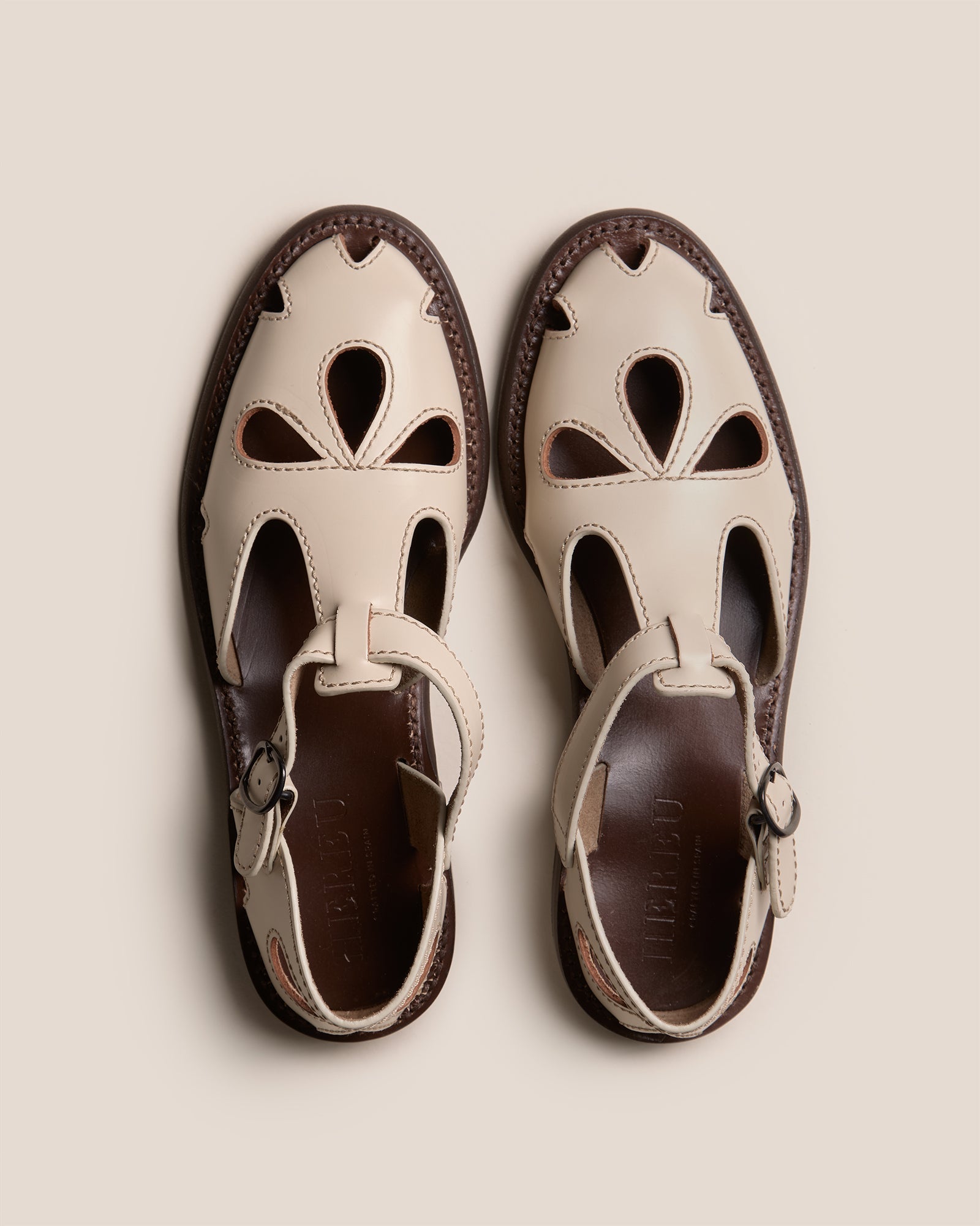FLORETA - T-bar Sandal | Hereu outlet