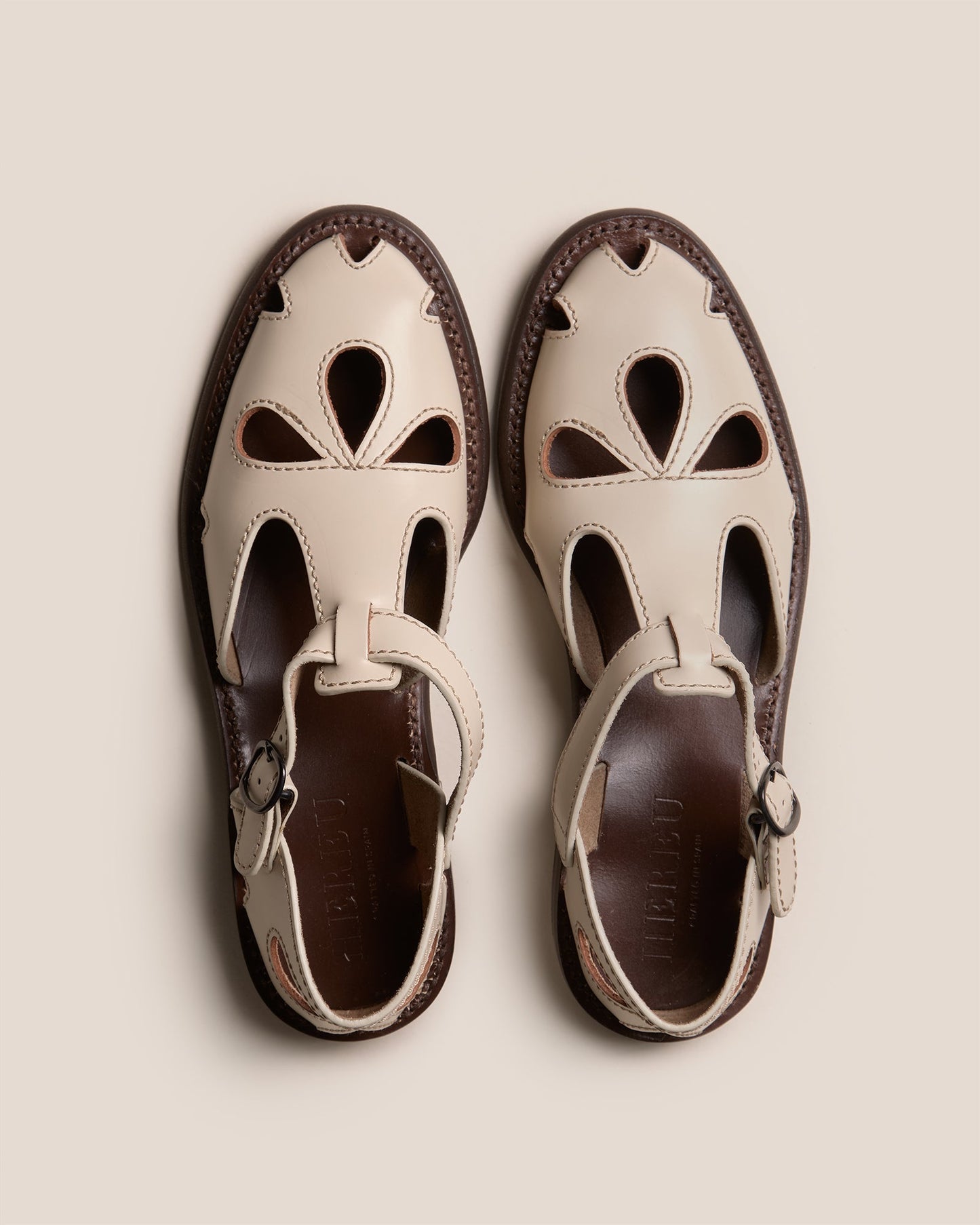 FLORETA - T-bar Sandal | Hereu outlet