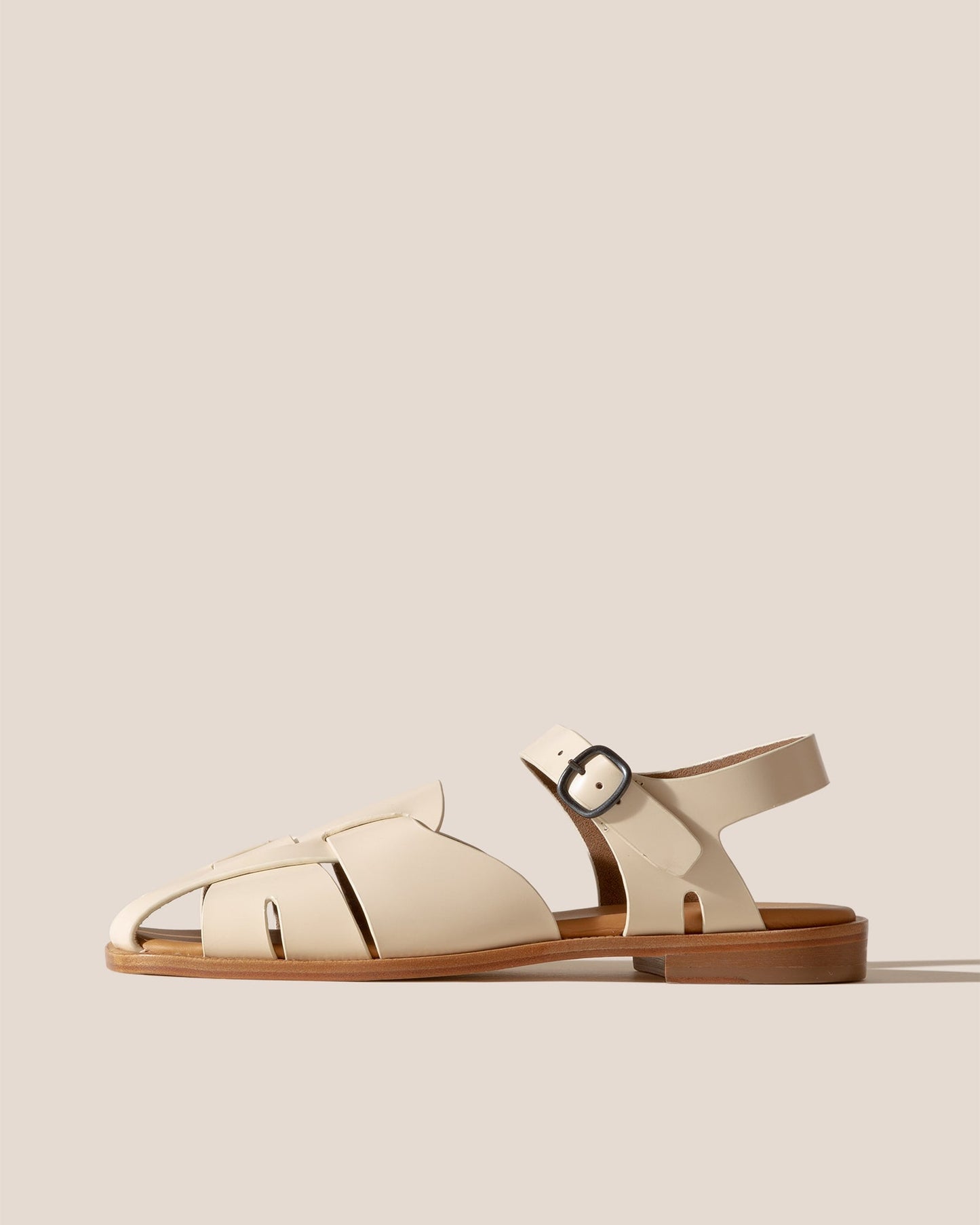 PEDRA - Squared Closed-Toe Fisherman Sandal | Hereu online