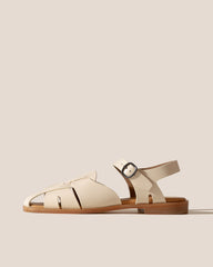PEDRA - Squared Closed-Toe Fisherman Sandal | Hereu online