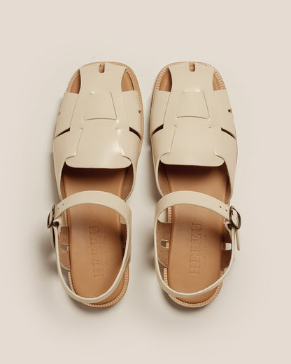 PEDRA - Squared Closed-Toe Fisherman Sandal | Hereu online