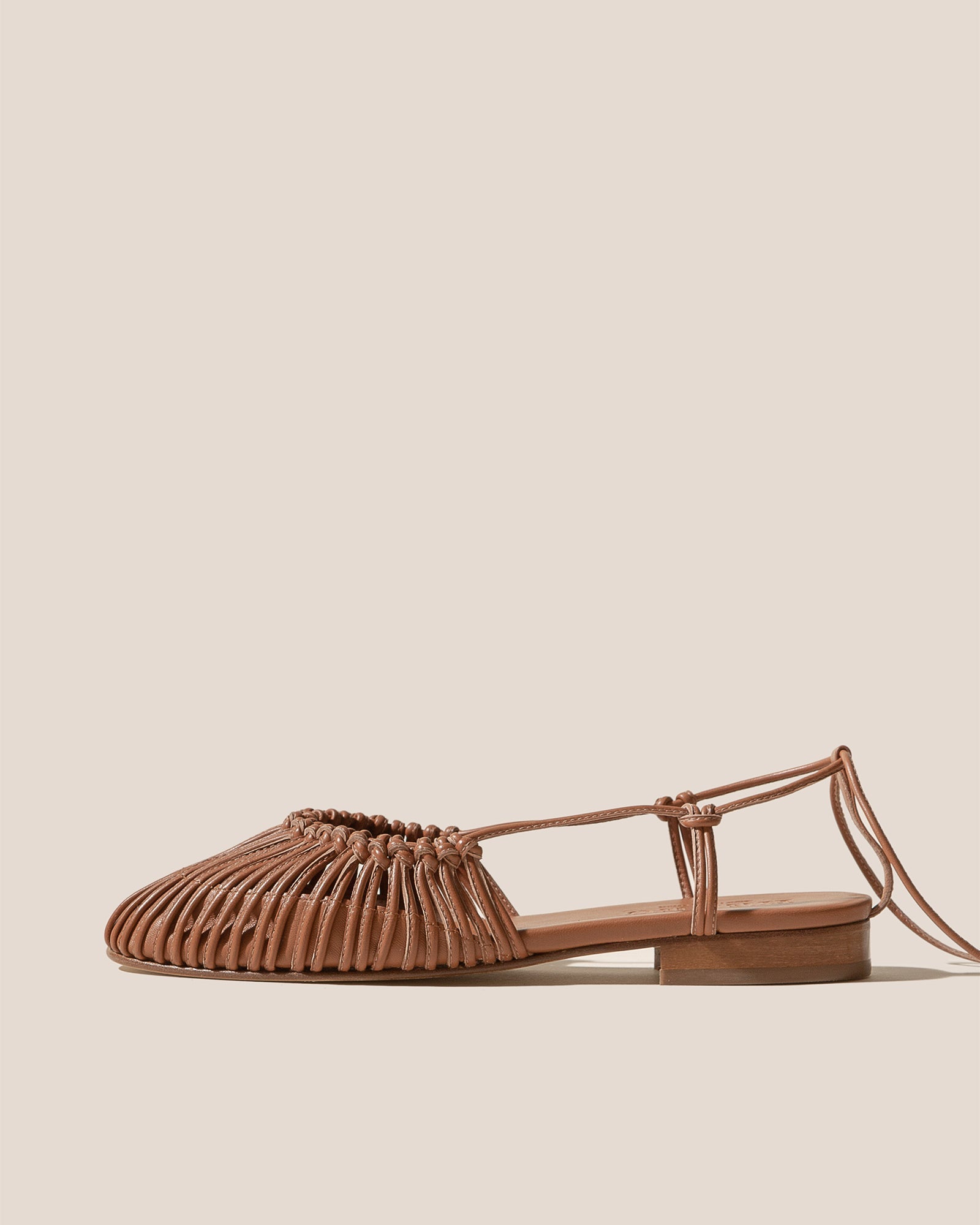 MANTERA - Round-Toe Knotted Sandal | Hereu on sale