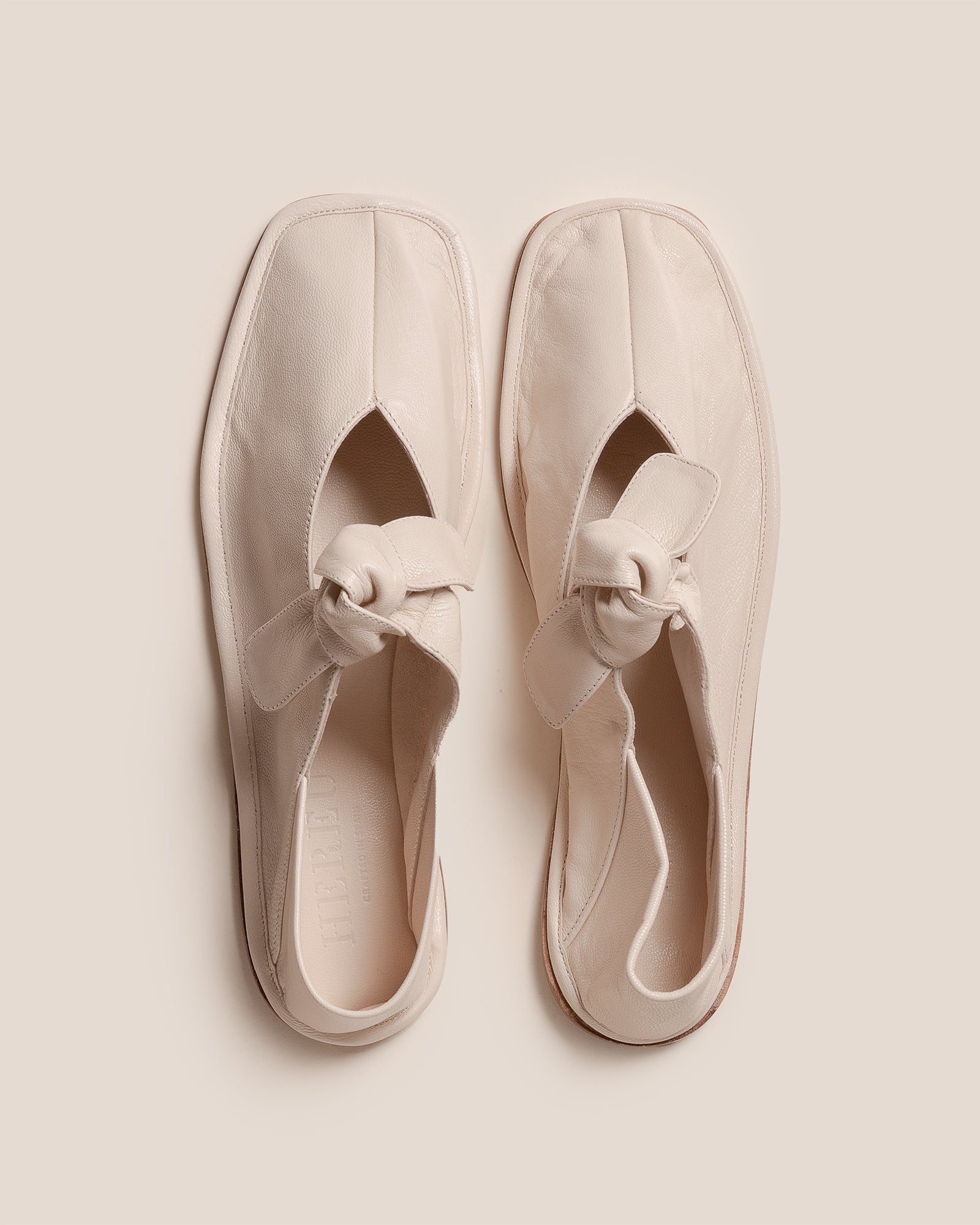 LLASADA SUPPLE SHINY - Front-Knot Pump | Hereu on sale