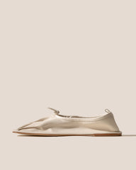 PUNTERA SUPPLE SHINY - Pleated-Toe Pump | Hereu online