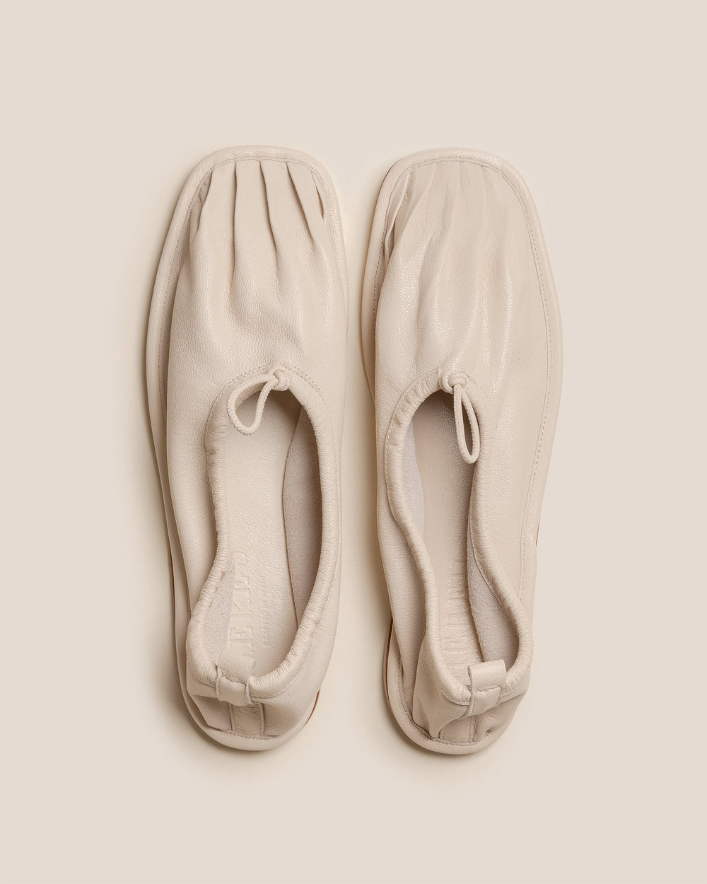 PUNTERA SUPPLE SHINY - Pleated-Toe Pump | Hereu online