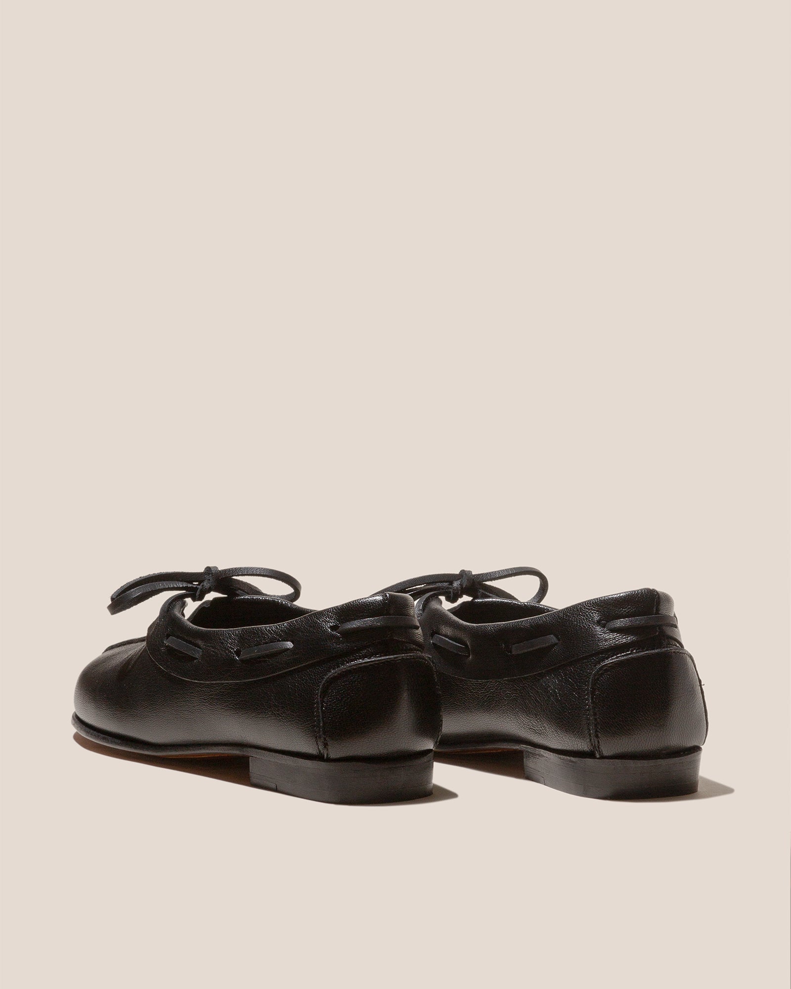 TILLA SUPPLE SHINY - Deconstructed Babouche | Hereu US