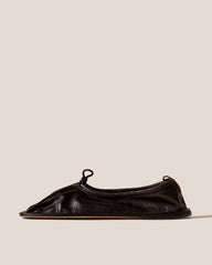 PUNTERA SUPPLE SHINY - Pleated-Toe Pump | Hereu near me