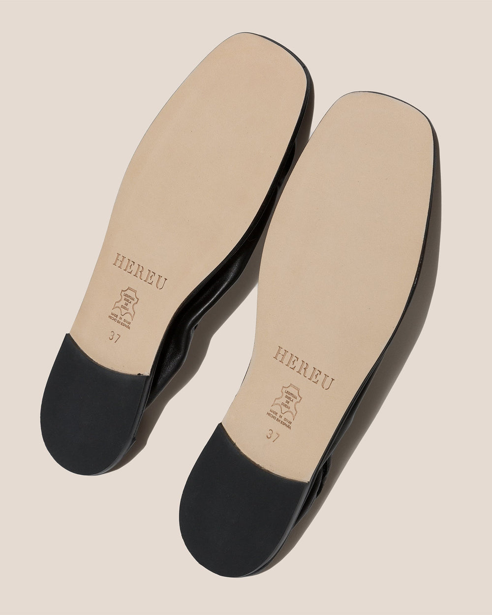 PUNTERA SUPPLE SHINY - Pleated-Toe Pump | Hereu near me