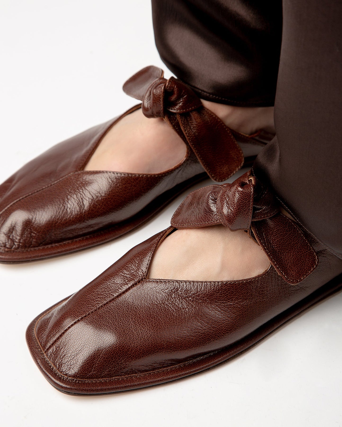 LLASADA SUPPLE SHINY - Front-Knot Pump | Hereu outlet