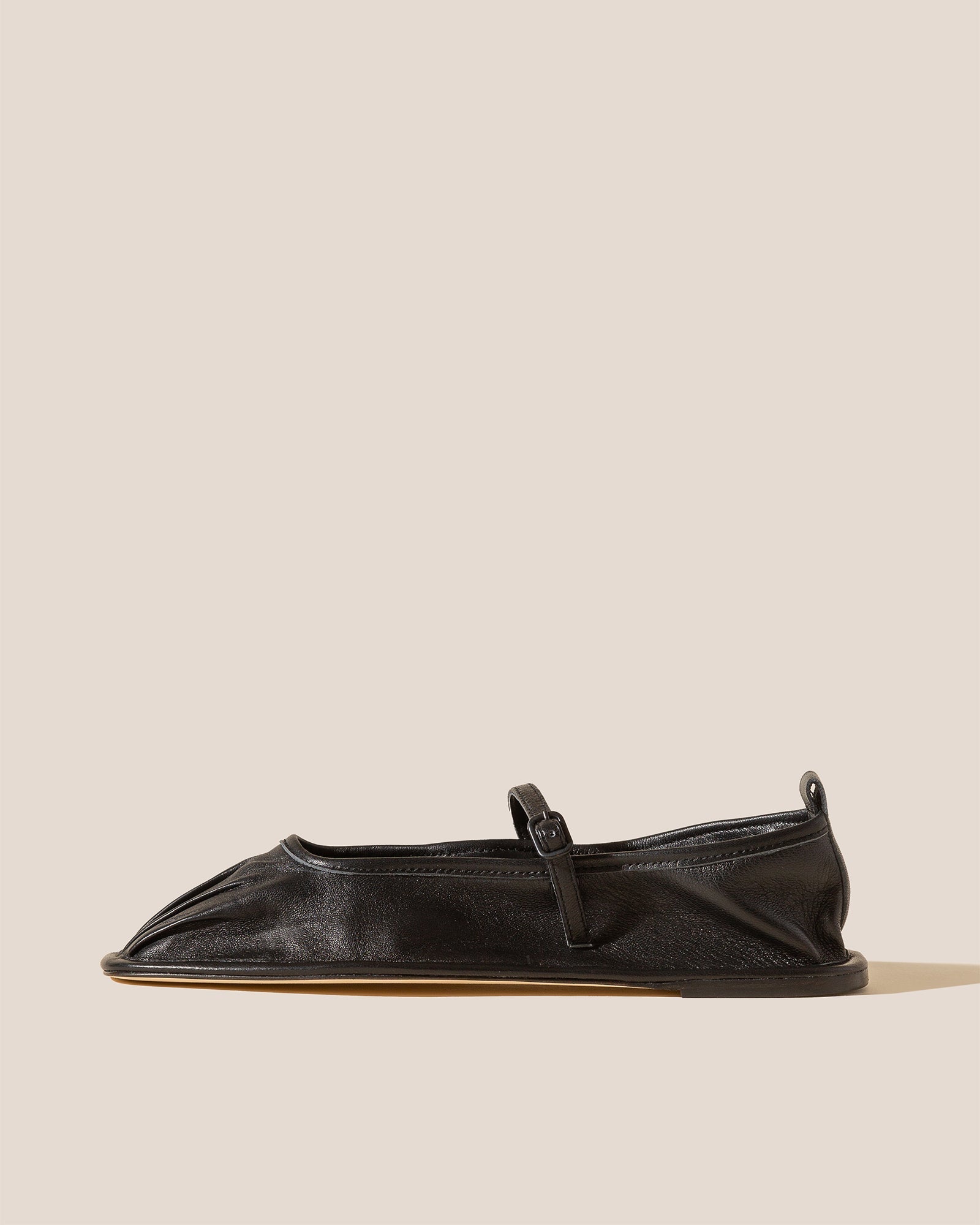 DANSA - Pleated-Toe Mary Jane Pump | Hereu on sale