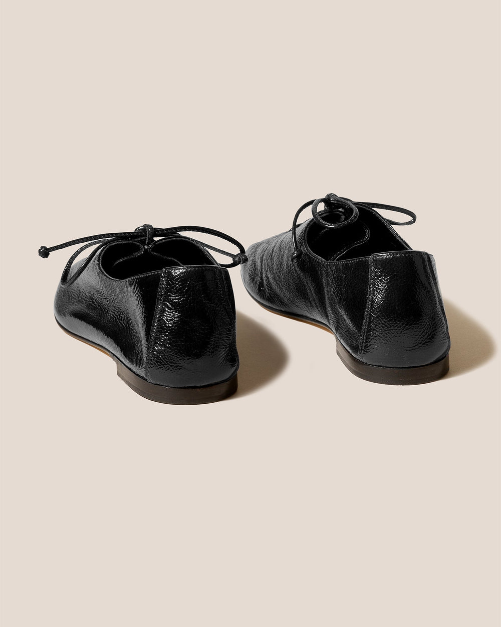 PLEGADA CRINKLED GLOSSY - Deconstructed Lace-up Shoe | Hereu US