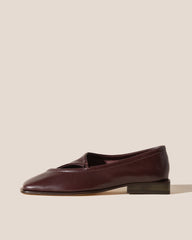 PETRA - Asymmetrical Pump | Hereu outlet