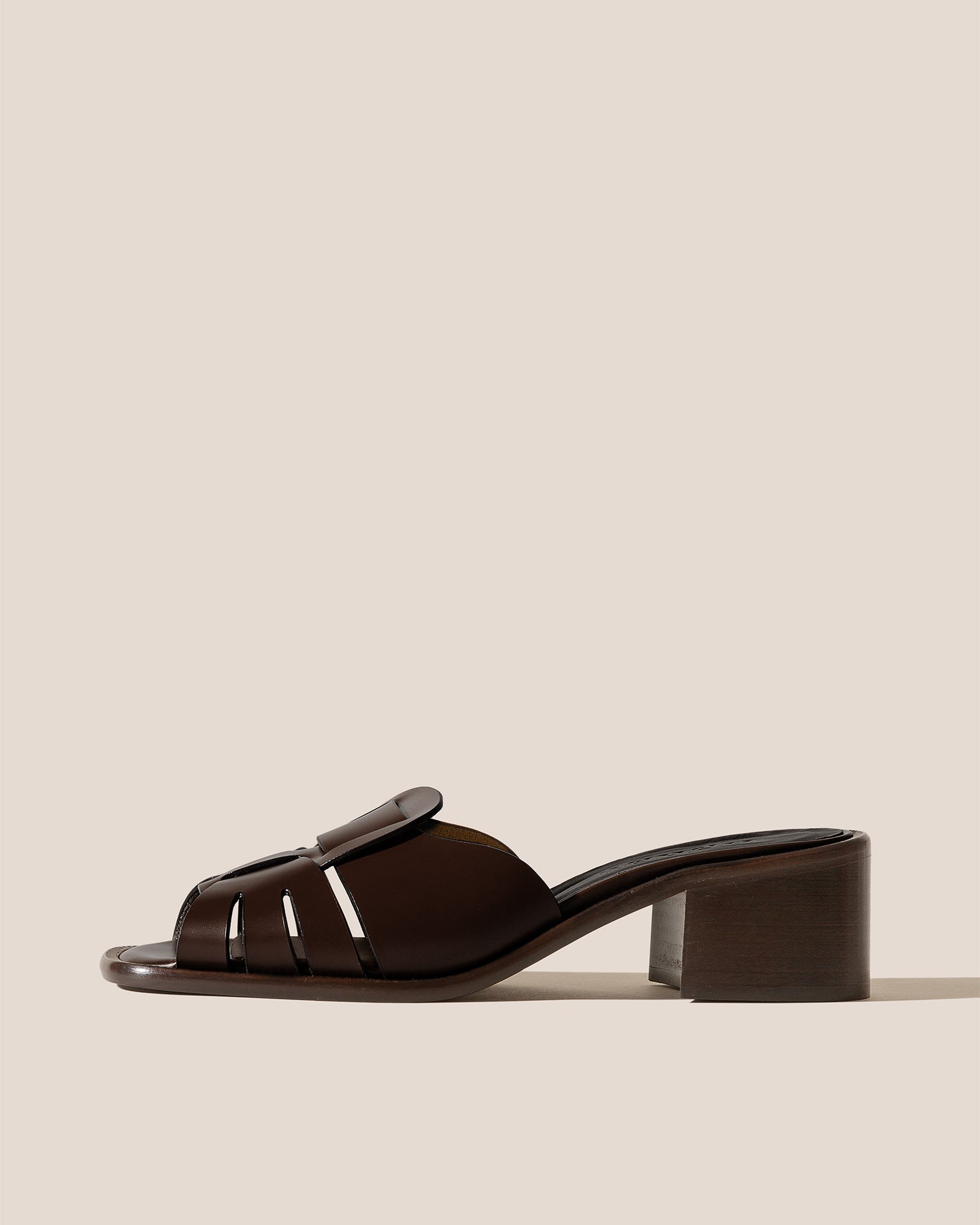 ANCORA SQUARED HEELED SLIDE - Heeled Fisherman Slide | Hereu online
