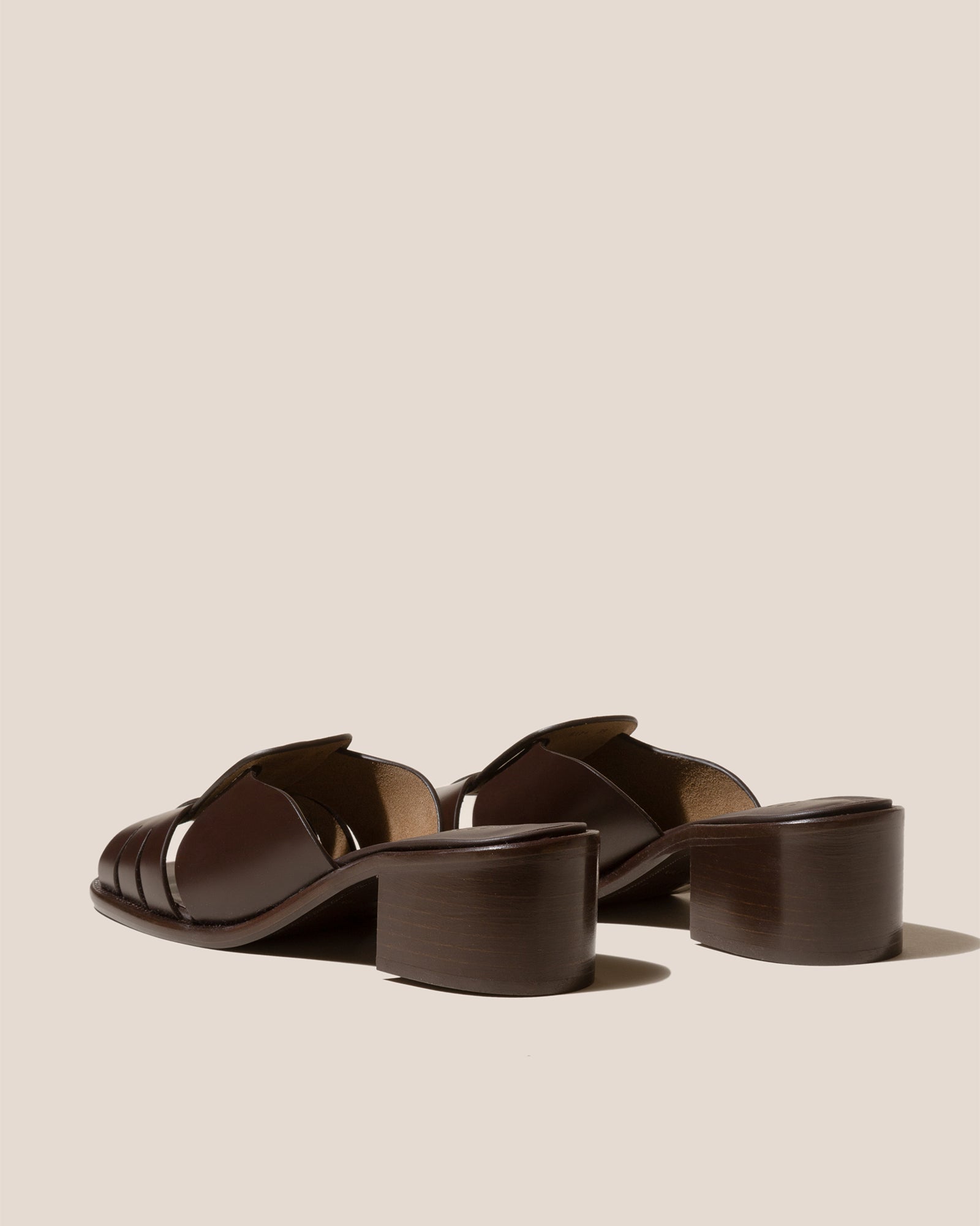 ANCORA SQUARED HEELED SLIDE - Heeled Fisherman Slide | Hereu online