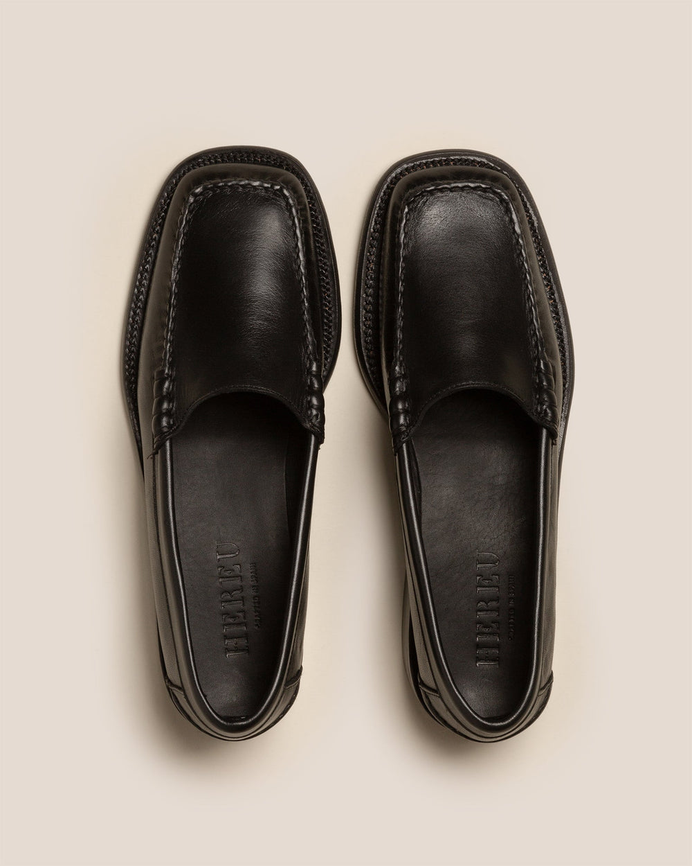 SALA - Square-Toe Low-Heeled Pump | Hereu US