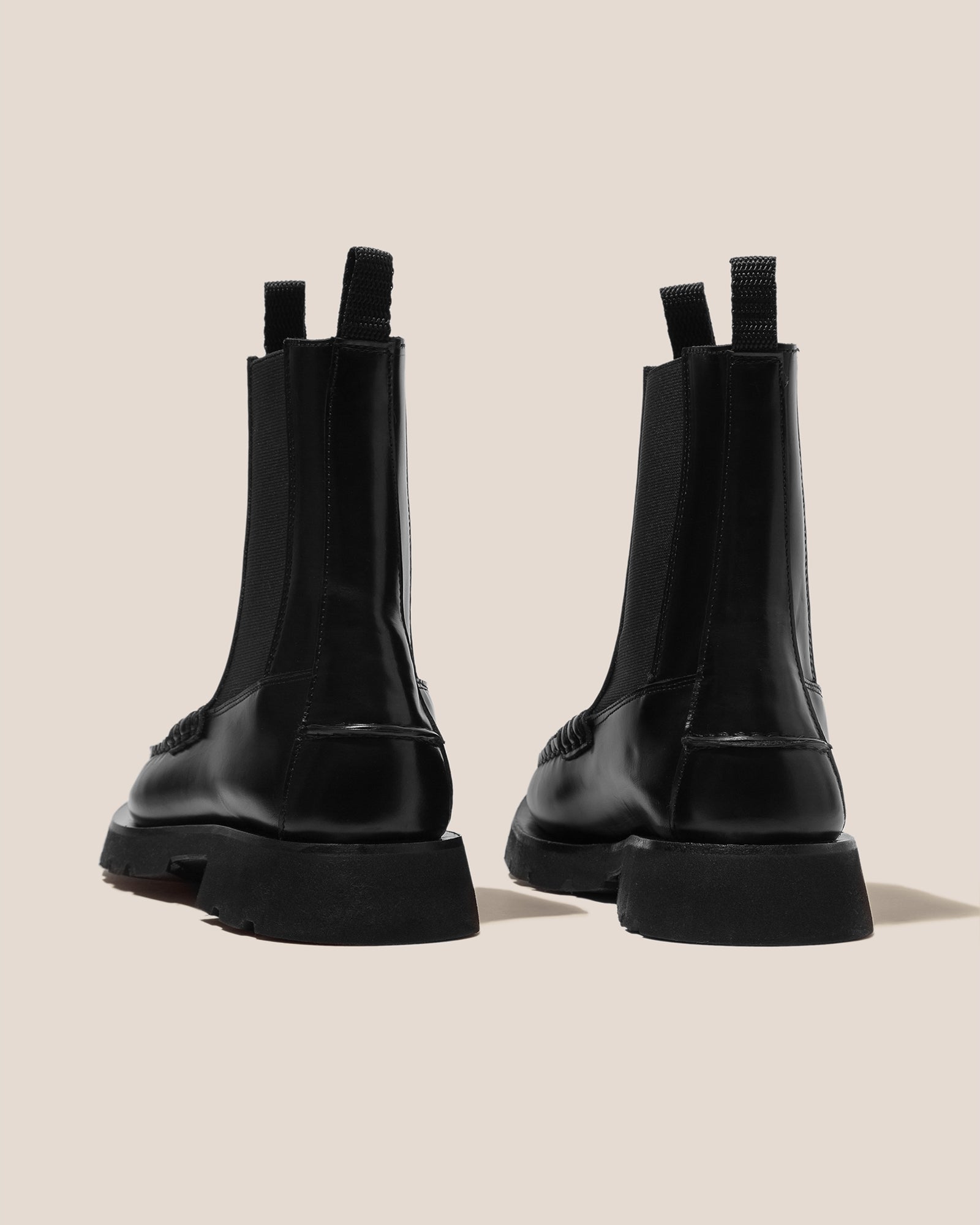 ALDA SPORT - Tread Sole Low-Calf Chelsea Boot | Hereu outlet