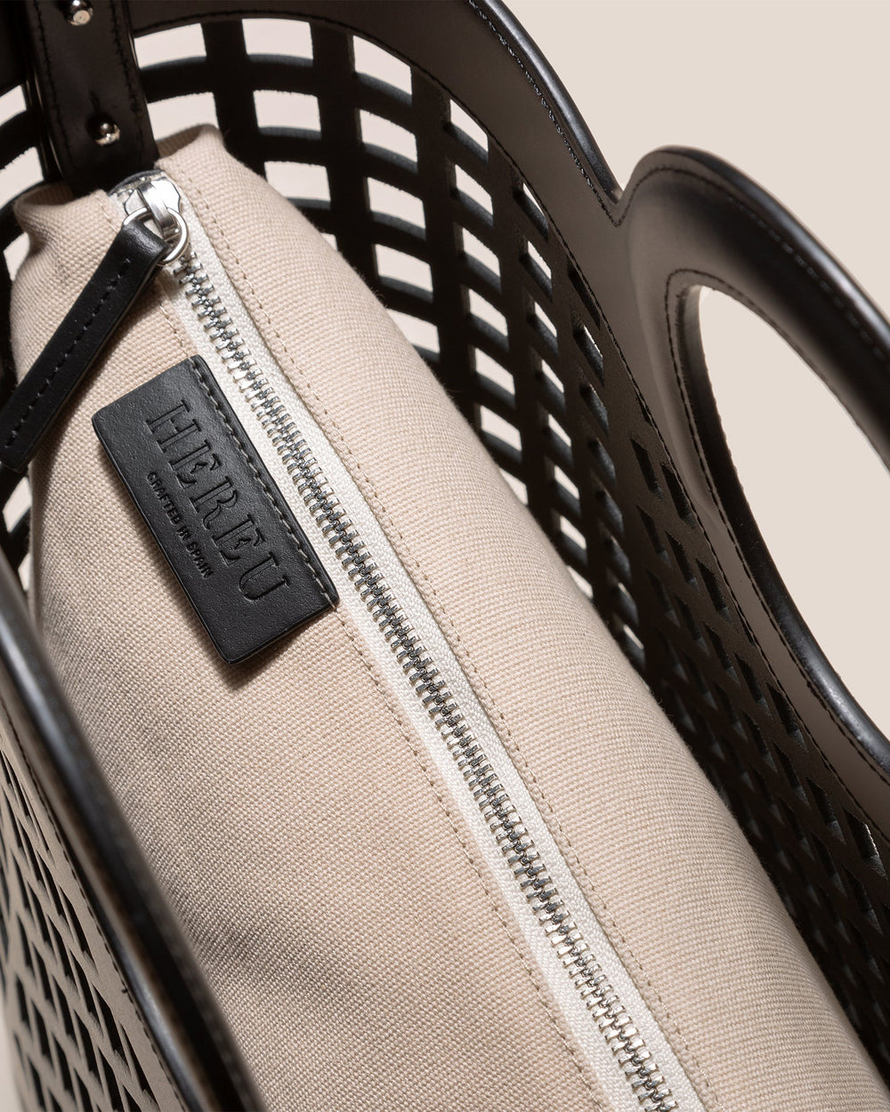 COLMADO - Cut-out Leather Tote Bag | Hereu on sale