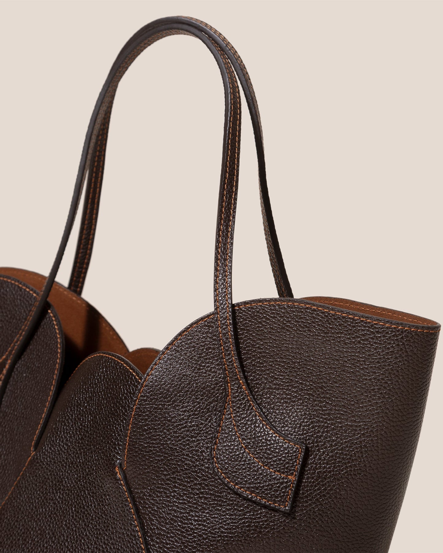 SEPAL S GRAINY - Tulip Shape Zipped Tote Bag | Hereu US