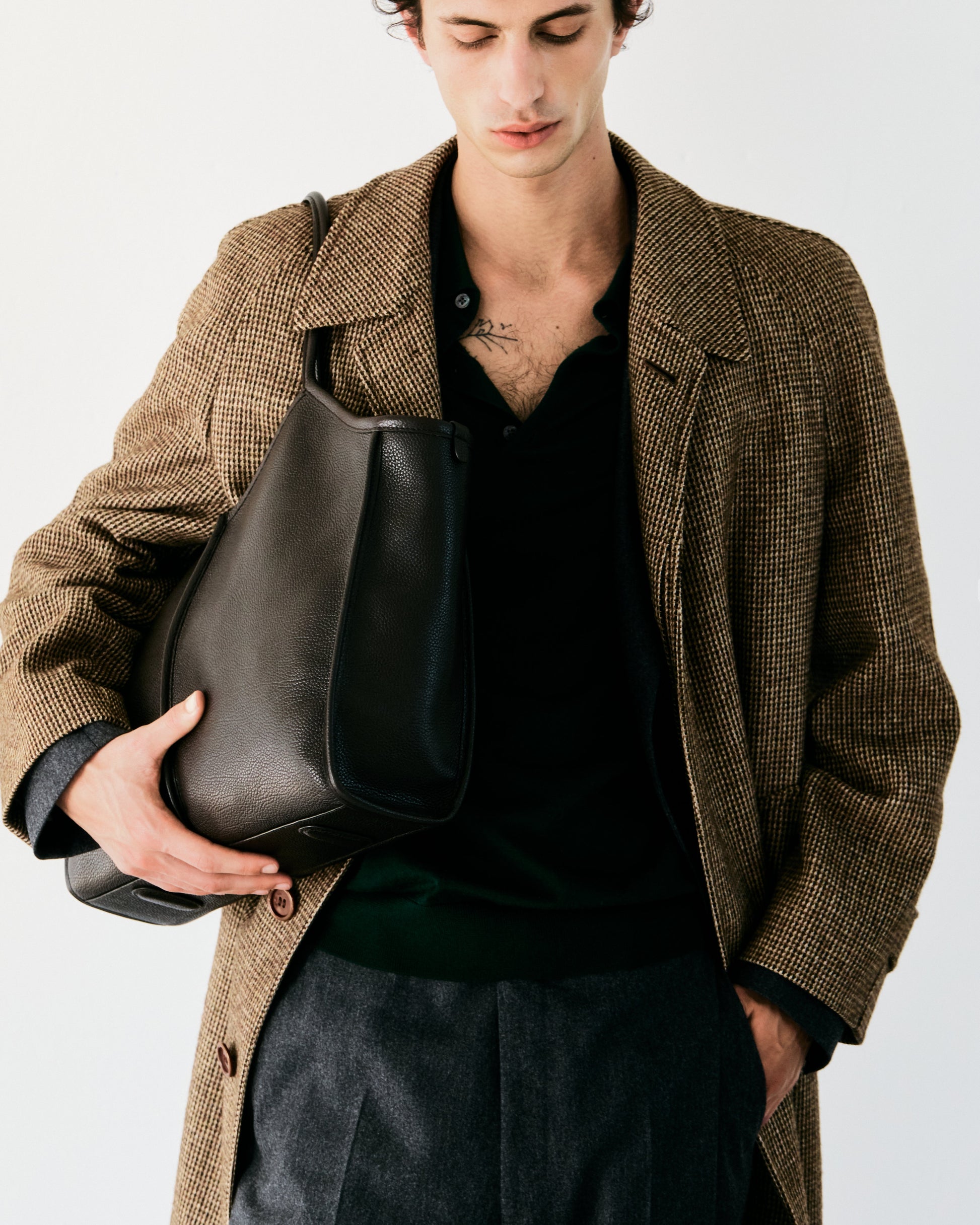 CALELLA SQUARED MEDIUM GRAINY - Leather-trimmed Tote Bag | Hereu near me
