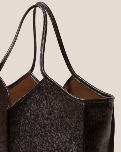 CALELLA SQUARED MEDIUM GRAINY - Leather-trimmed Tote Bag | Hereu near me