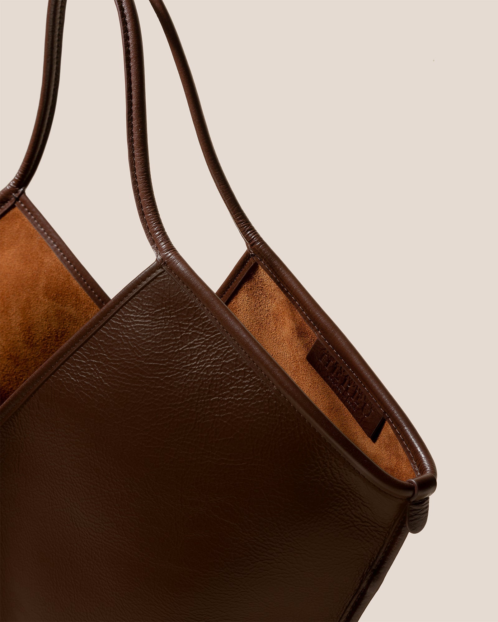 CALELLA DISTRESSED - Leather Tote Bag | Hereu US