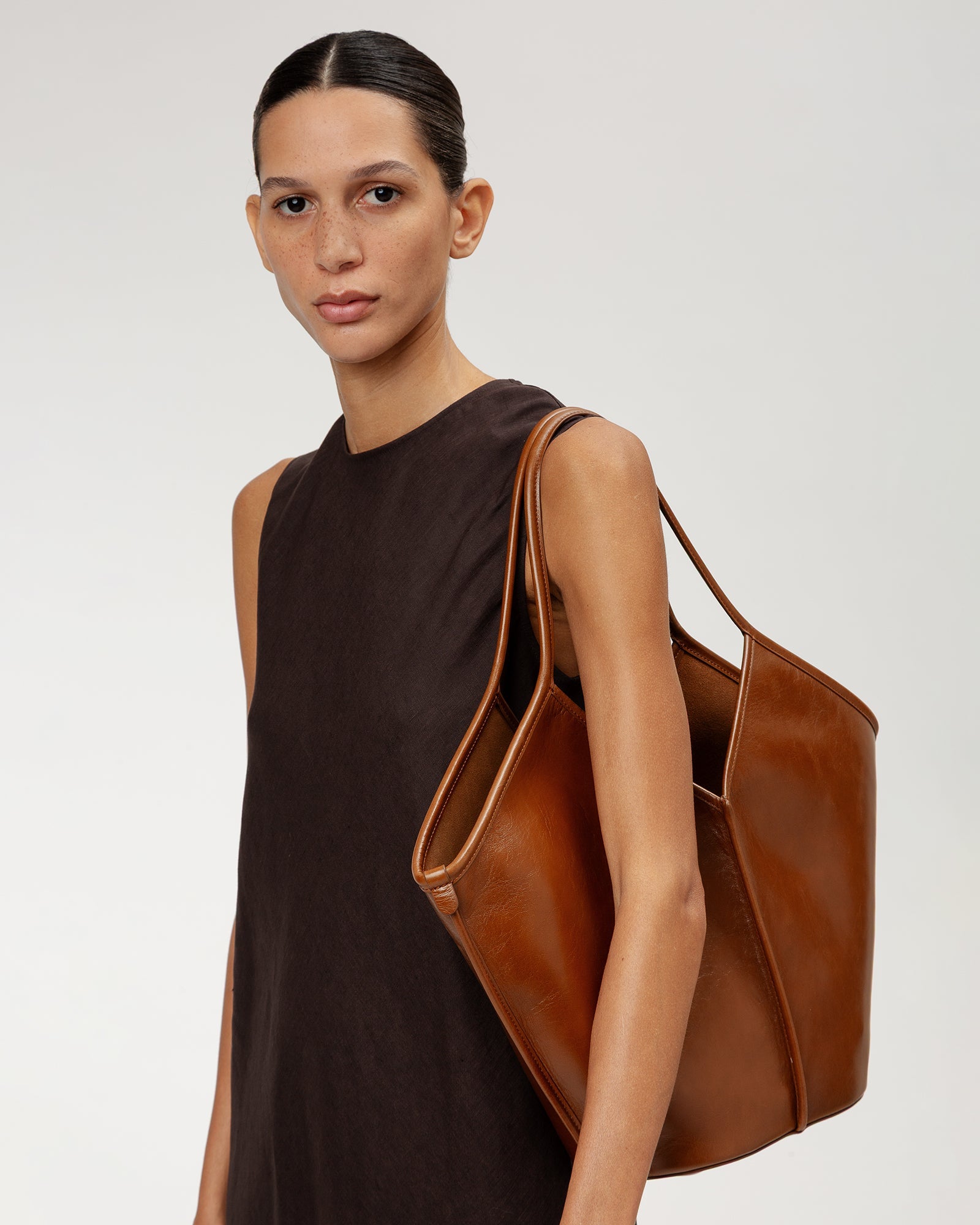 CALELLA DISTRESSED - Leather Tote Bag | Hereu discount