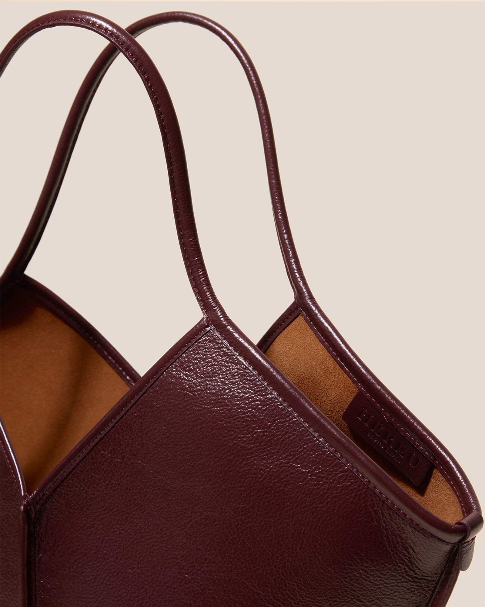 CALELLA DISTRESSED - Leather Tote Bag | Hereu online