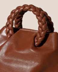 BOMBON M SUPPLE SHINY - Medium Plaited-handle Leather Handbag | Hereu outlet