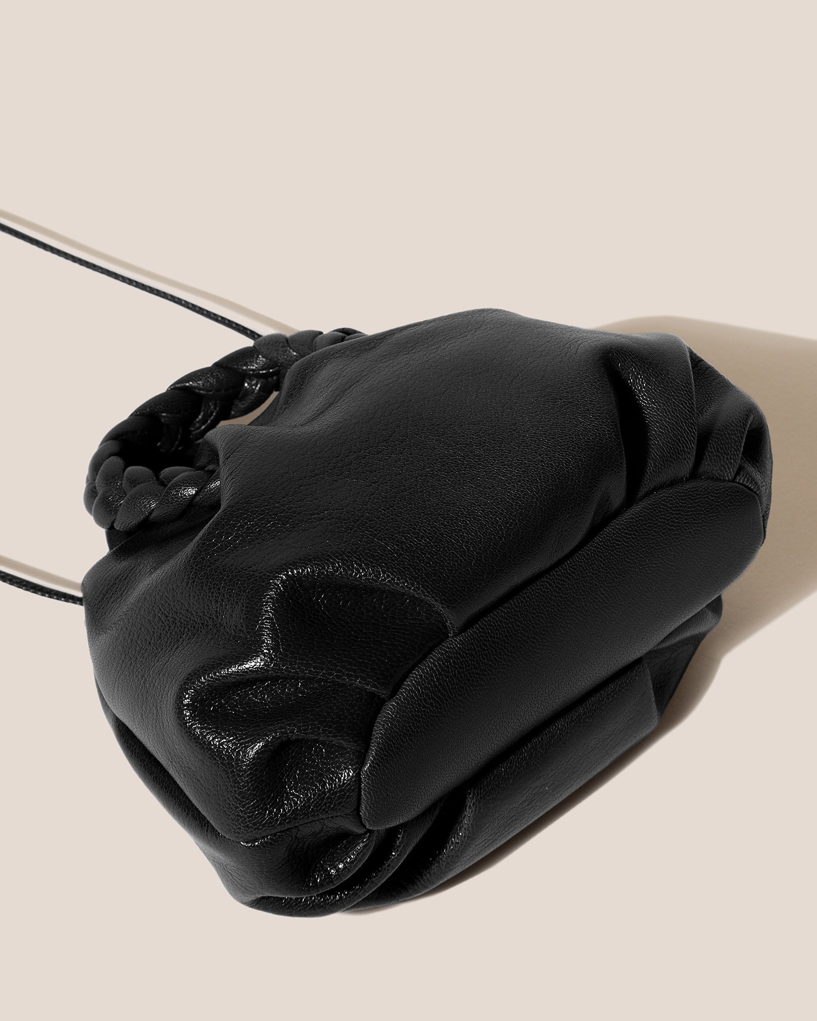 BOMBON SUPPLE SHINY - Plaited-handle Leather Handbag | Hereu on sale