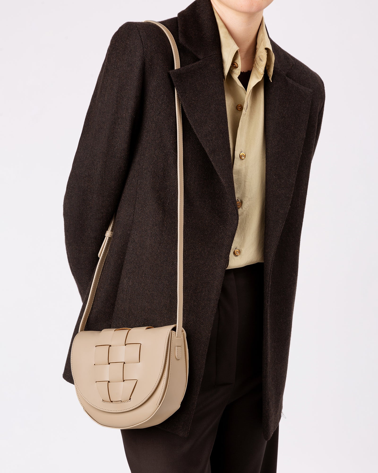 SINIA - Satchel Interwoven Front Detail Bag | Hereu sale