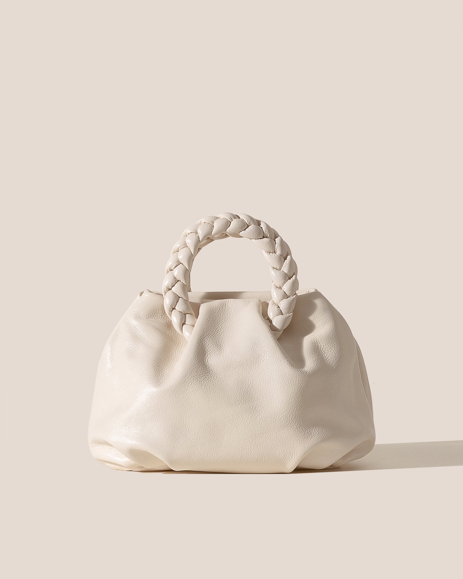 BOMBON M SUPPLE SHINY - Medium Plaited-handle Leather Handbag | Hereu discount