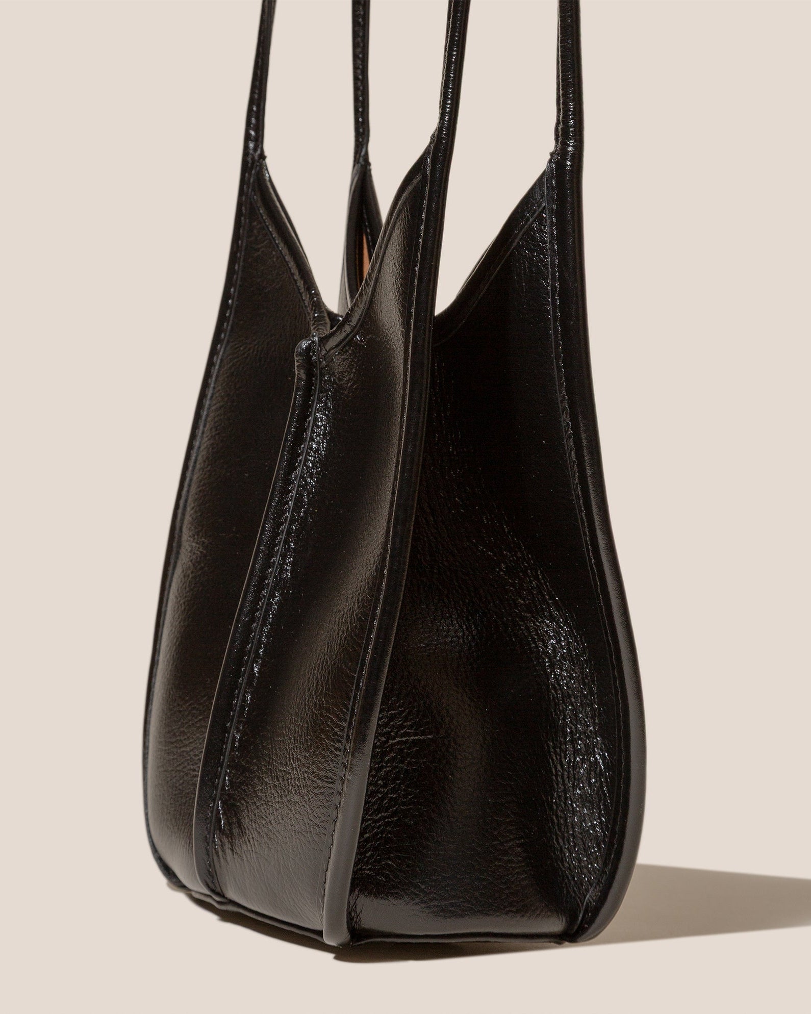 CALELLA BUCKET LEATHER - Leather-trimmed Shoulder Bag | Hereu outlet