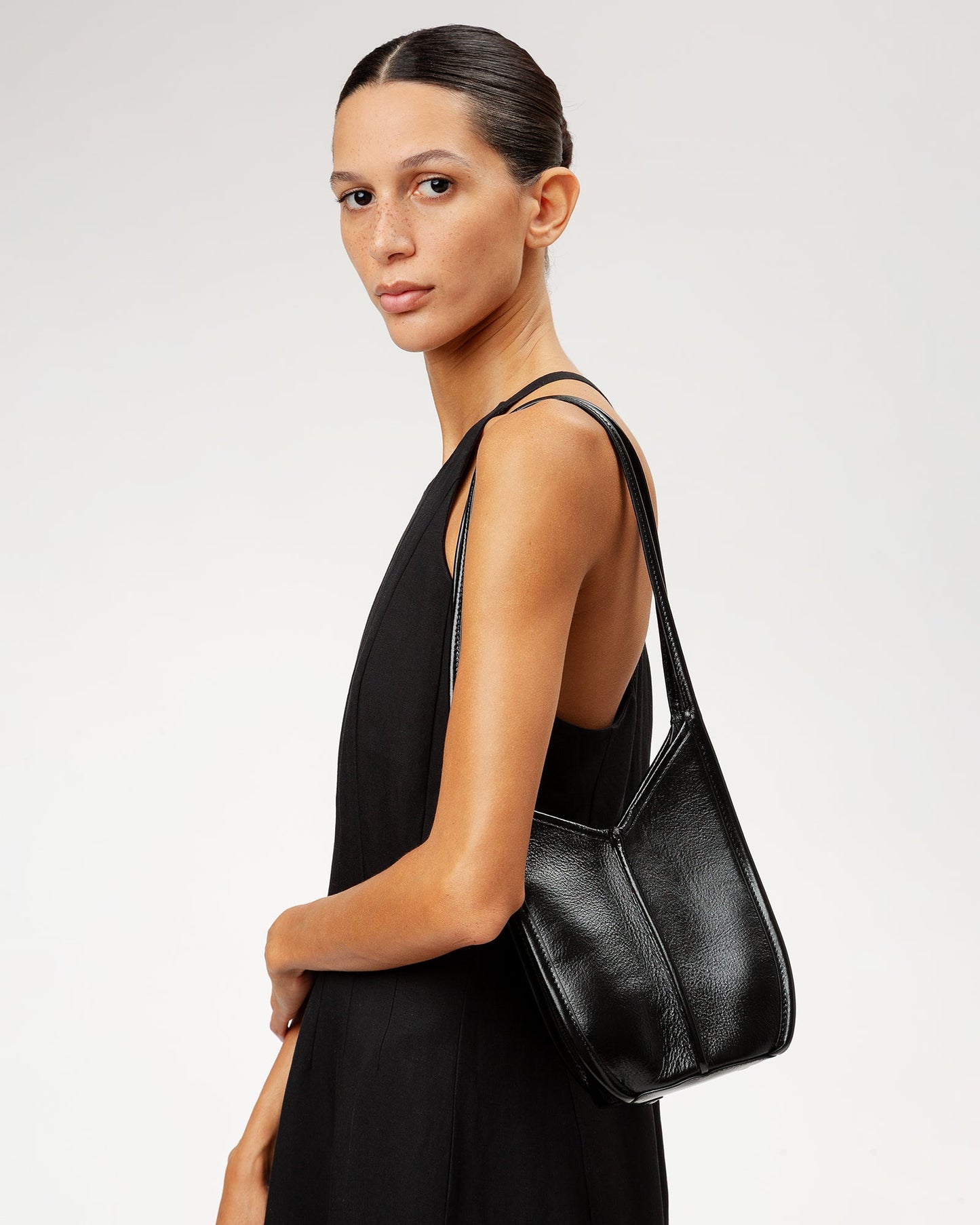CALELLA BUCKET LEATHER - Leather-trimmed Shoulder Bag | Hereu outlet