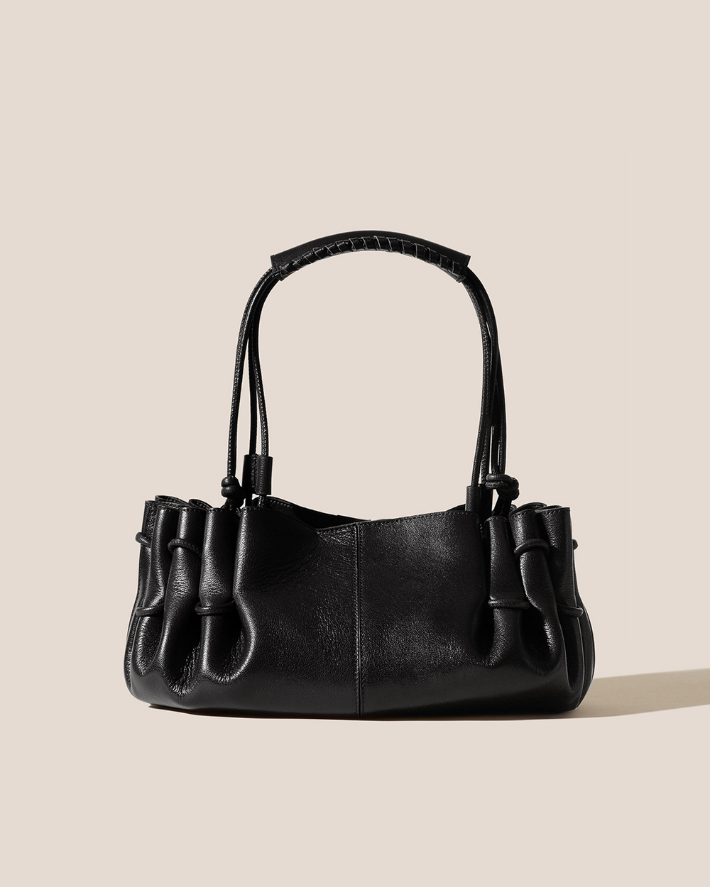 ARTA - Pleated Shoulder Bag | Hereu near me