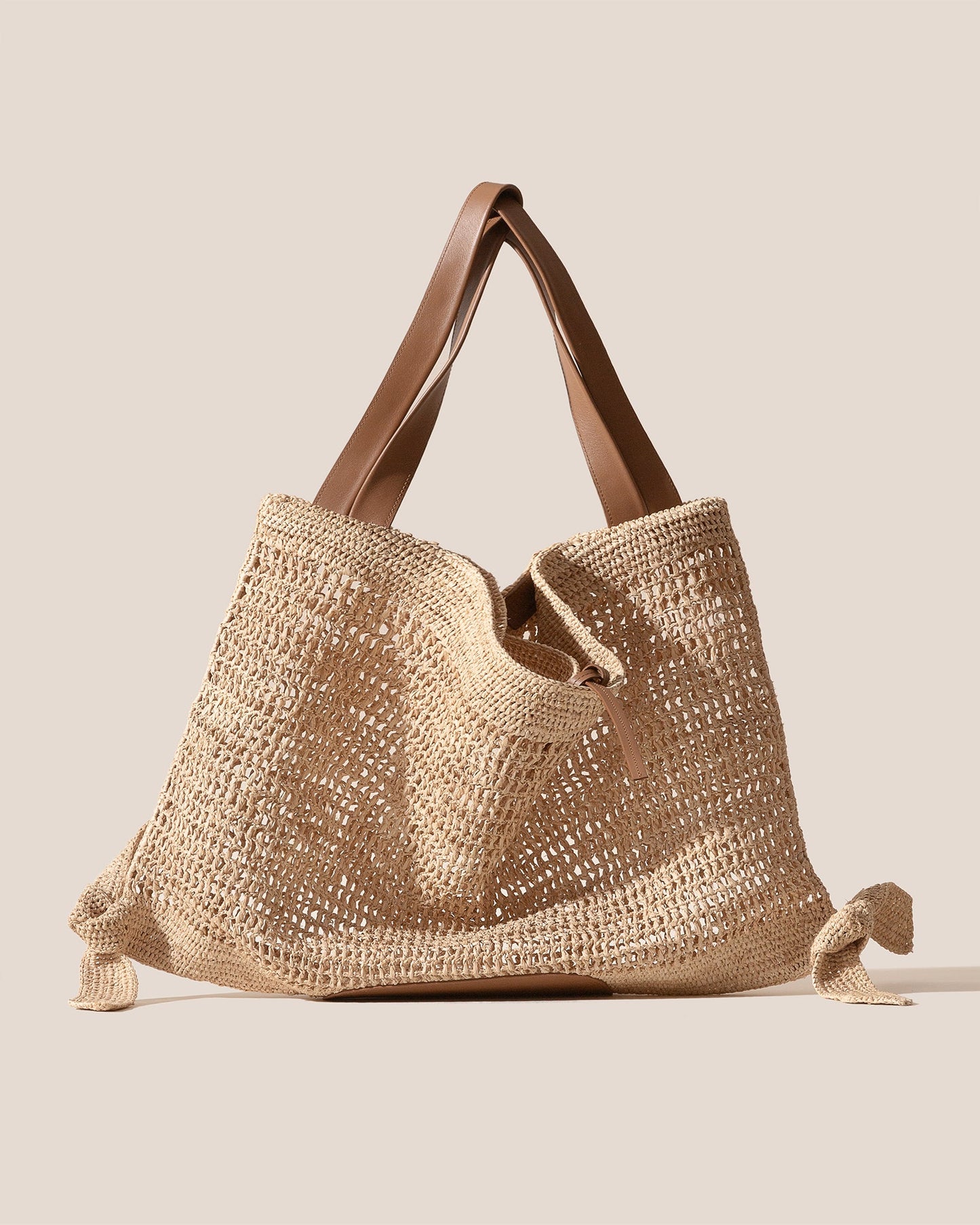 CADOR RAFFIA MESH - Slouchy Shoulder Bag | Hereu near me