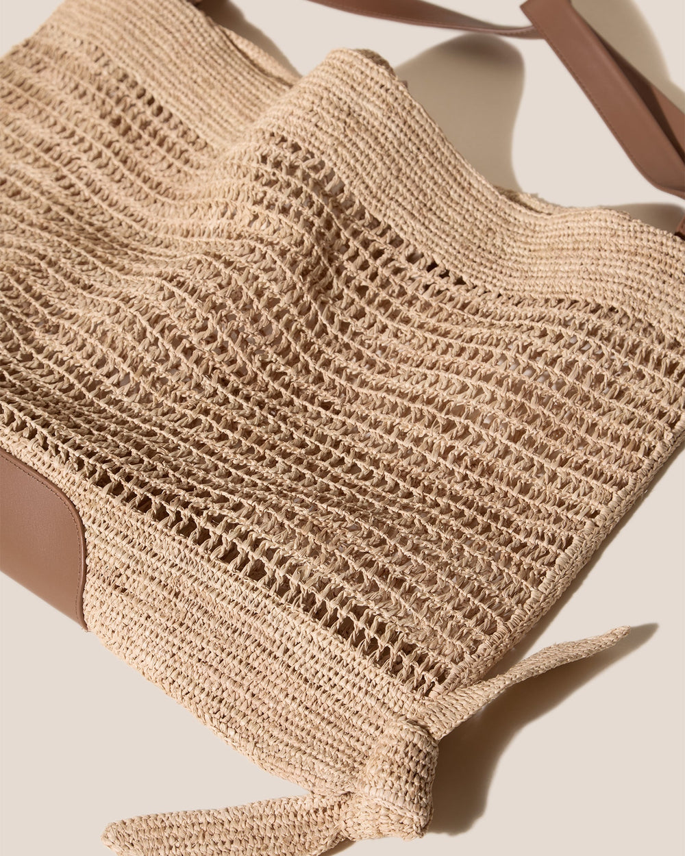 CADOR RAFFIA MESH - Slouchy Shoulder Bag | Hereu near me