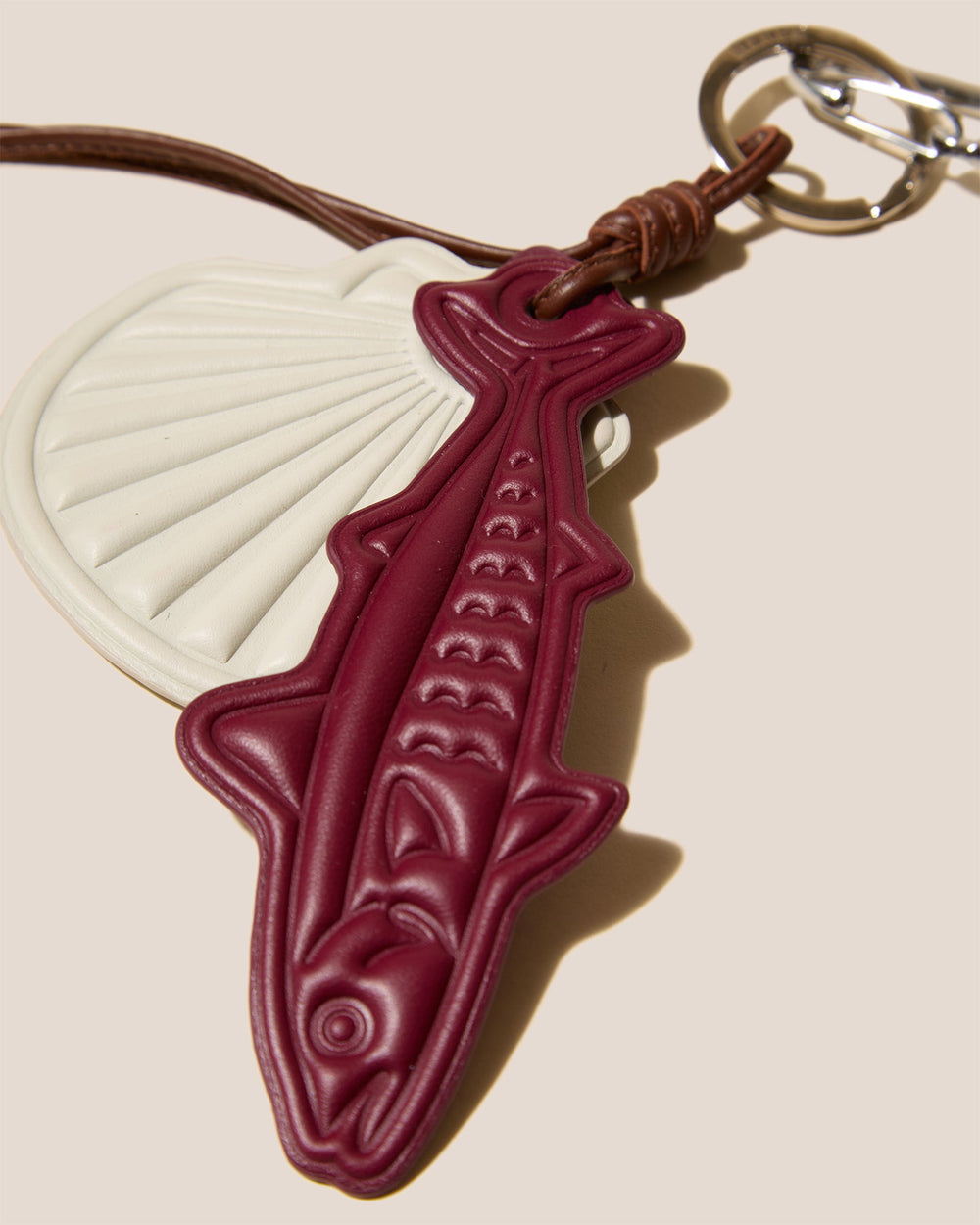 LAMAR KEYCHAIN - Embossed Leather Keychain | Hereu online