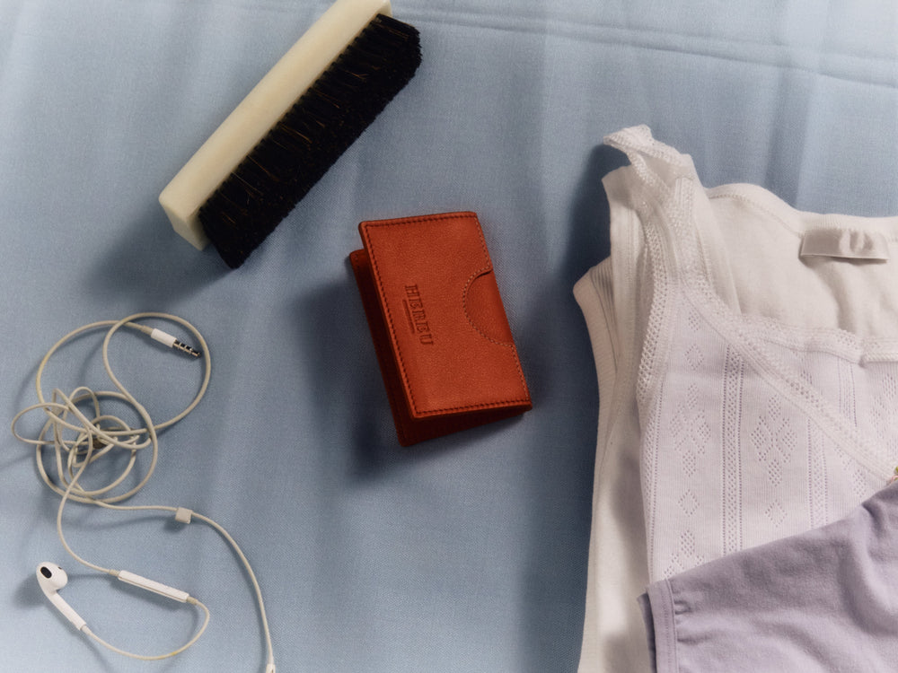 RODONA - Foldable Leather Card Holder | Hereu sale