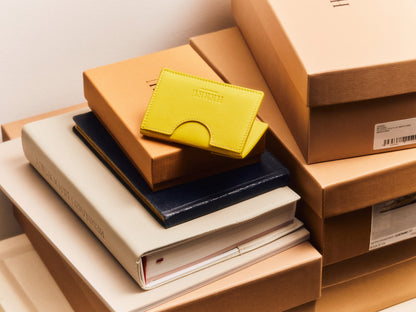 RODONA - Foldable Leather Card Holder | Hereu near me