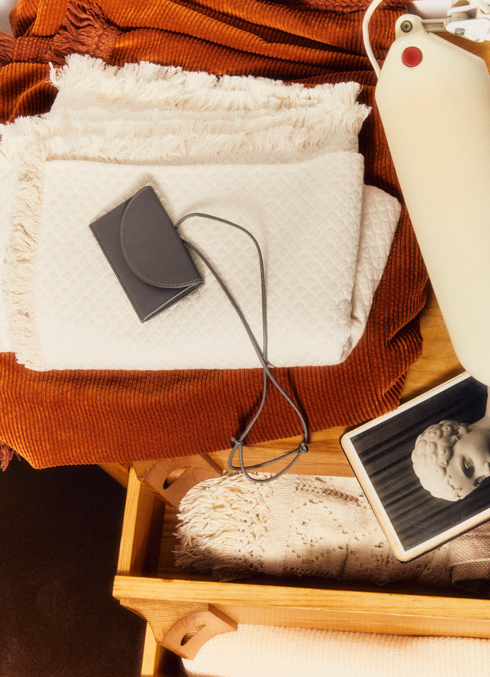 PENJAT - Leather Wallet with Strap | Hereu on sale