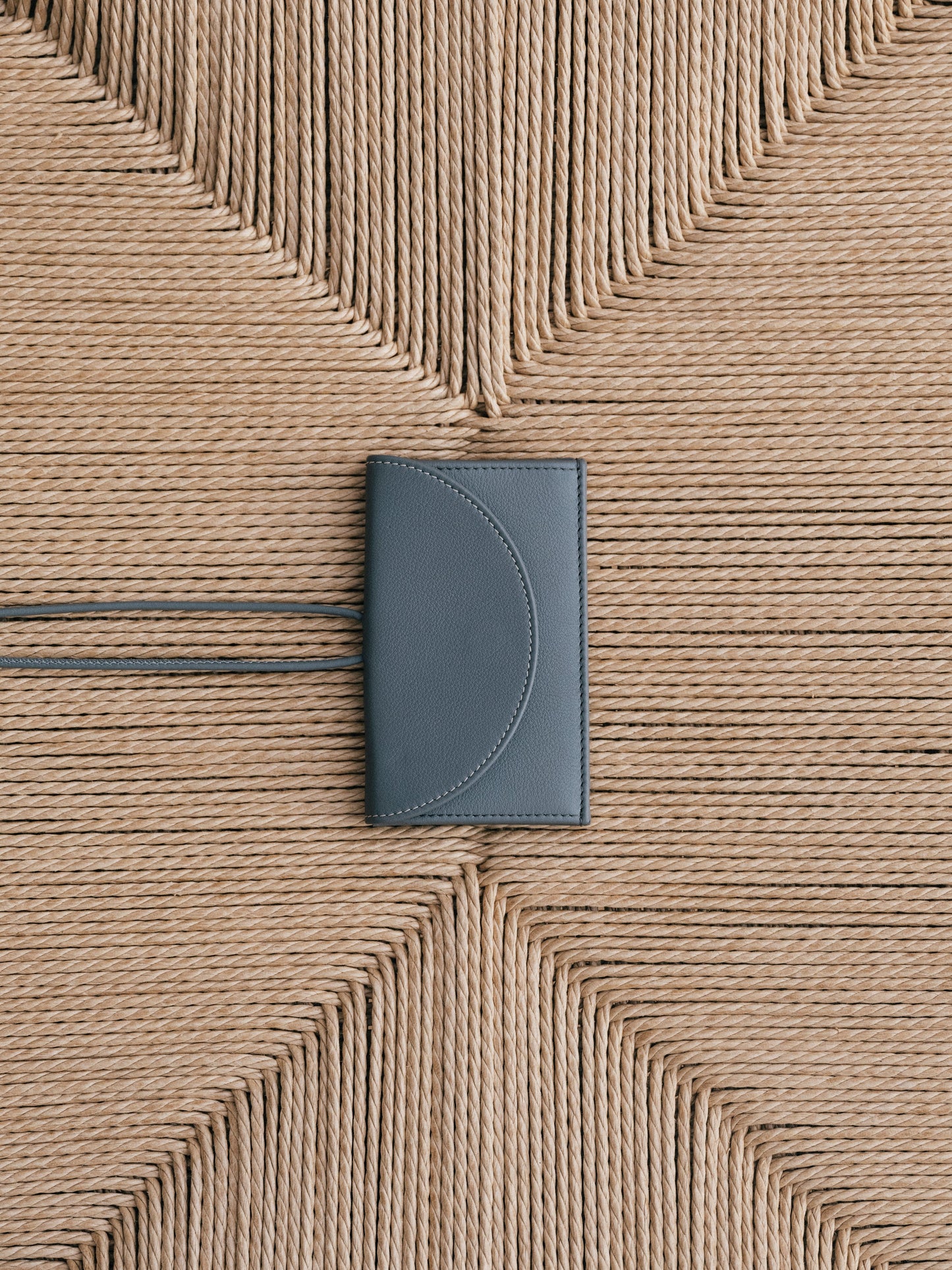 PENJAT - Leather Wallet with Strap | Hereu on sale