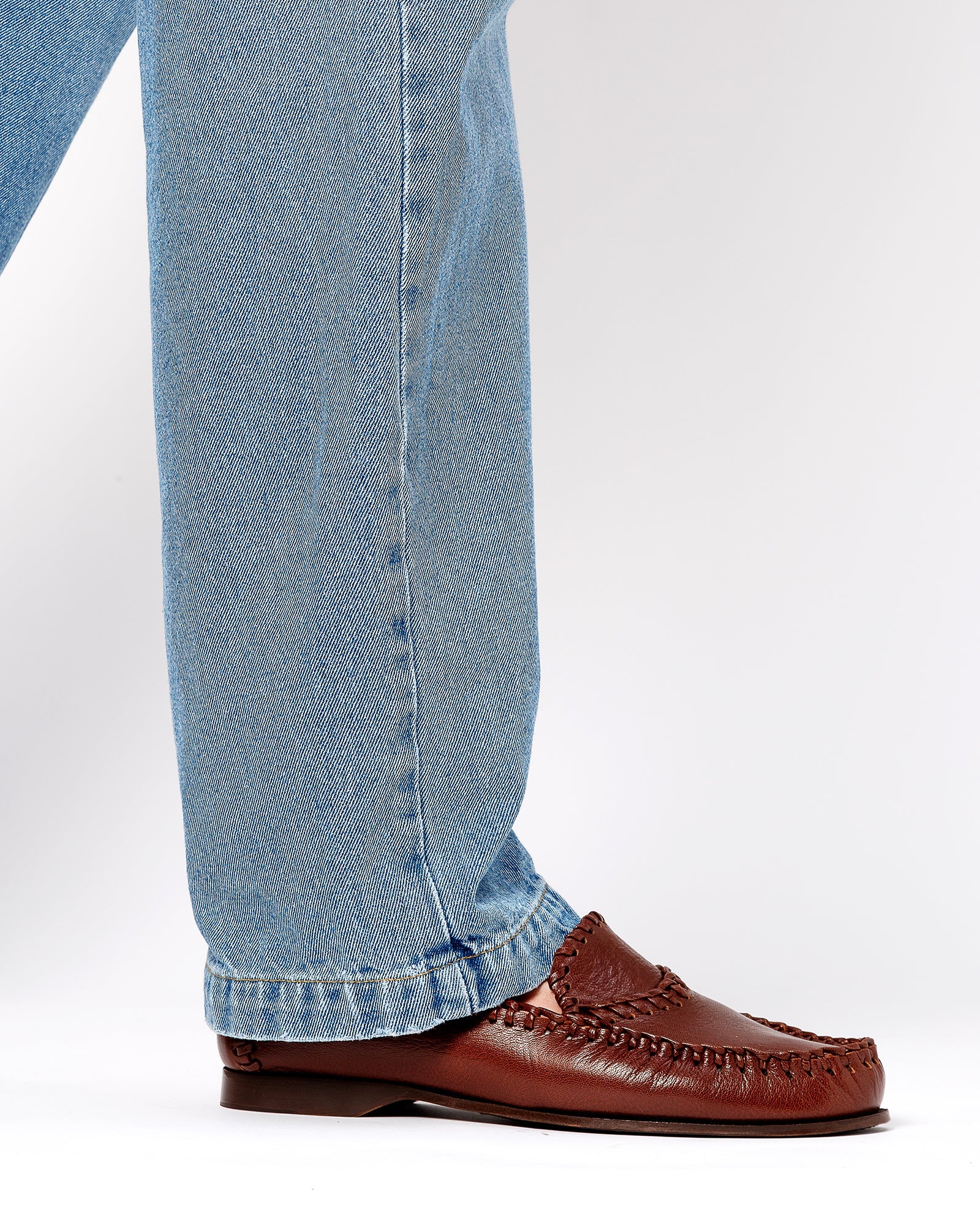 SASTRE SUPPLE SHINY - Braided Seams Slip-On Loafer | Hereu online